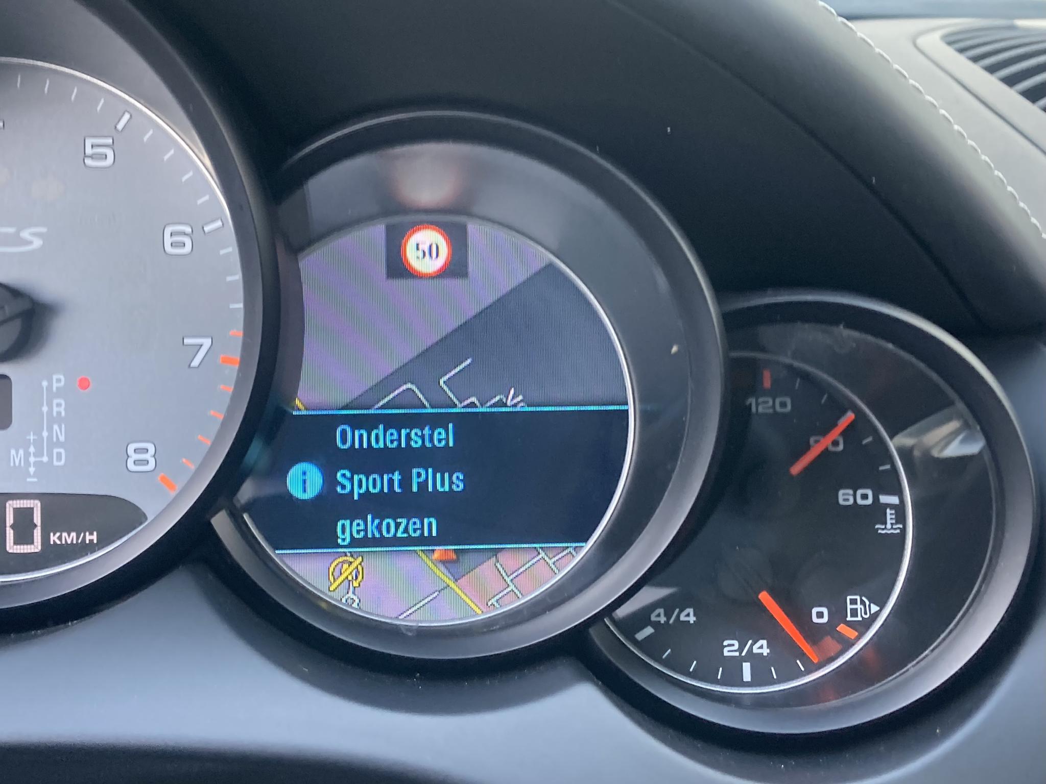 Foto van Porsche Cayenne GTS