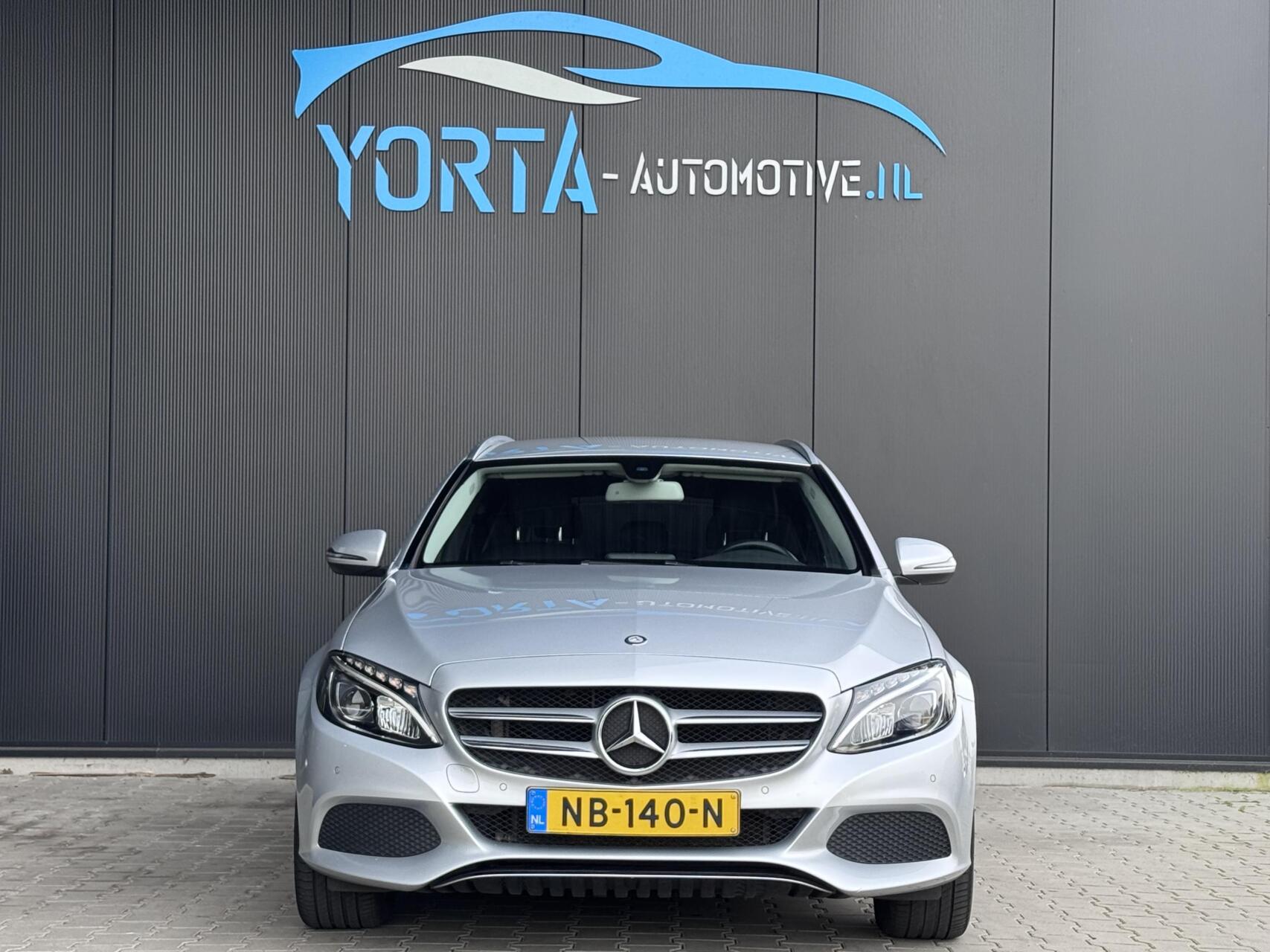 Foto van Mercedes-Benz C 350 E