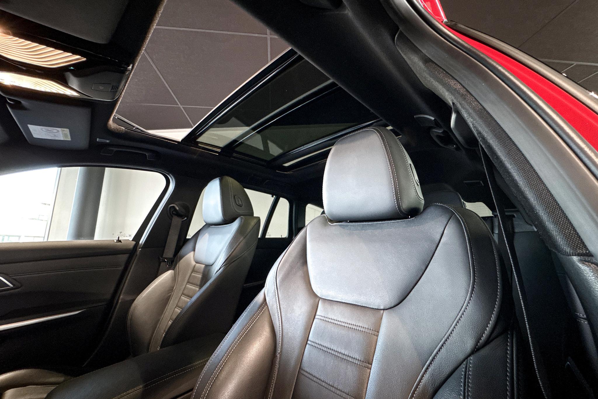 Foto van BMW 330e xDrive