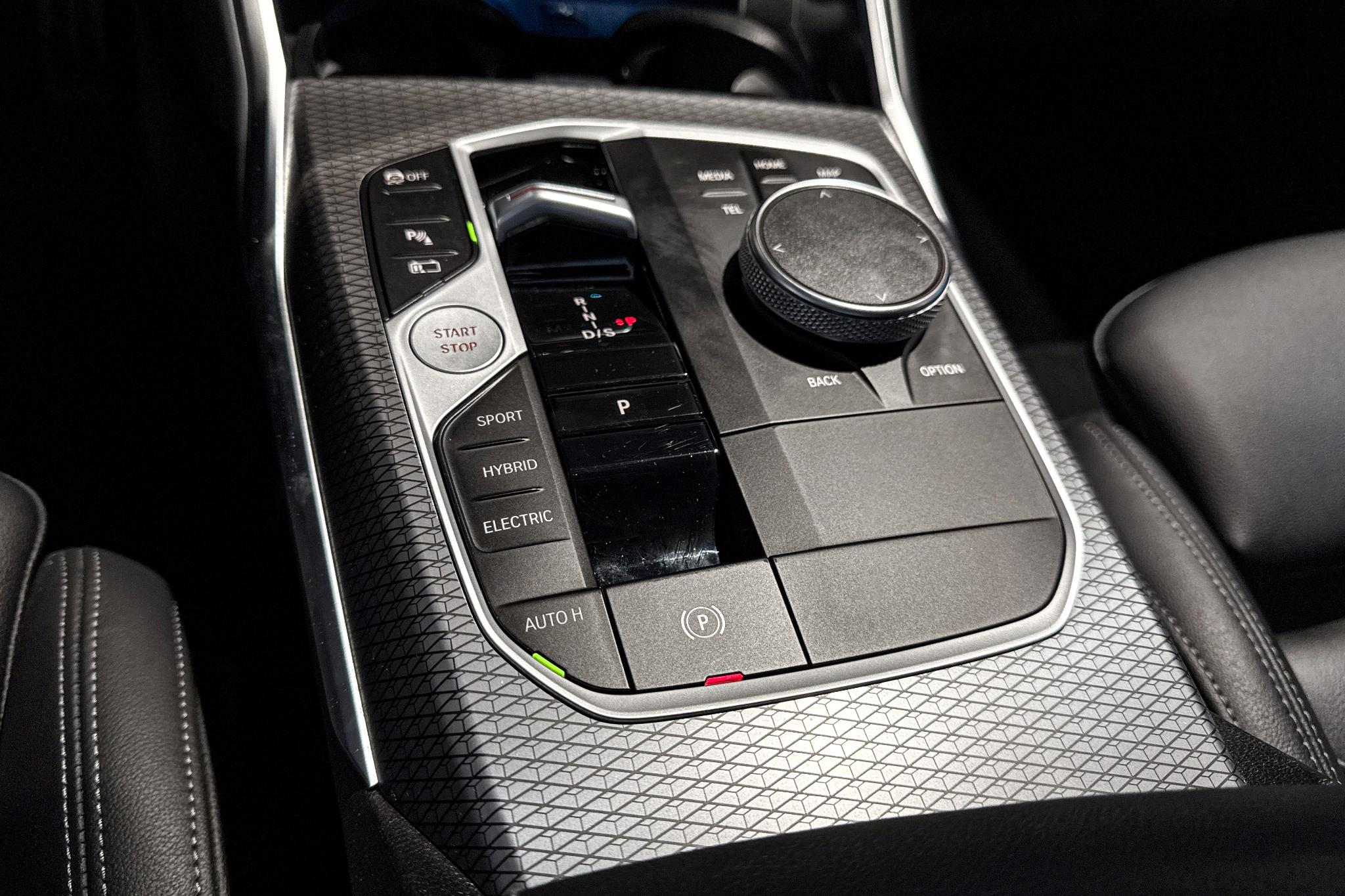 Foto van BMW 330e xDrive