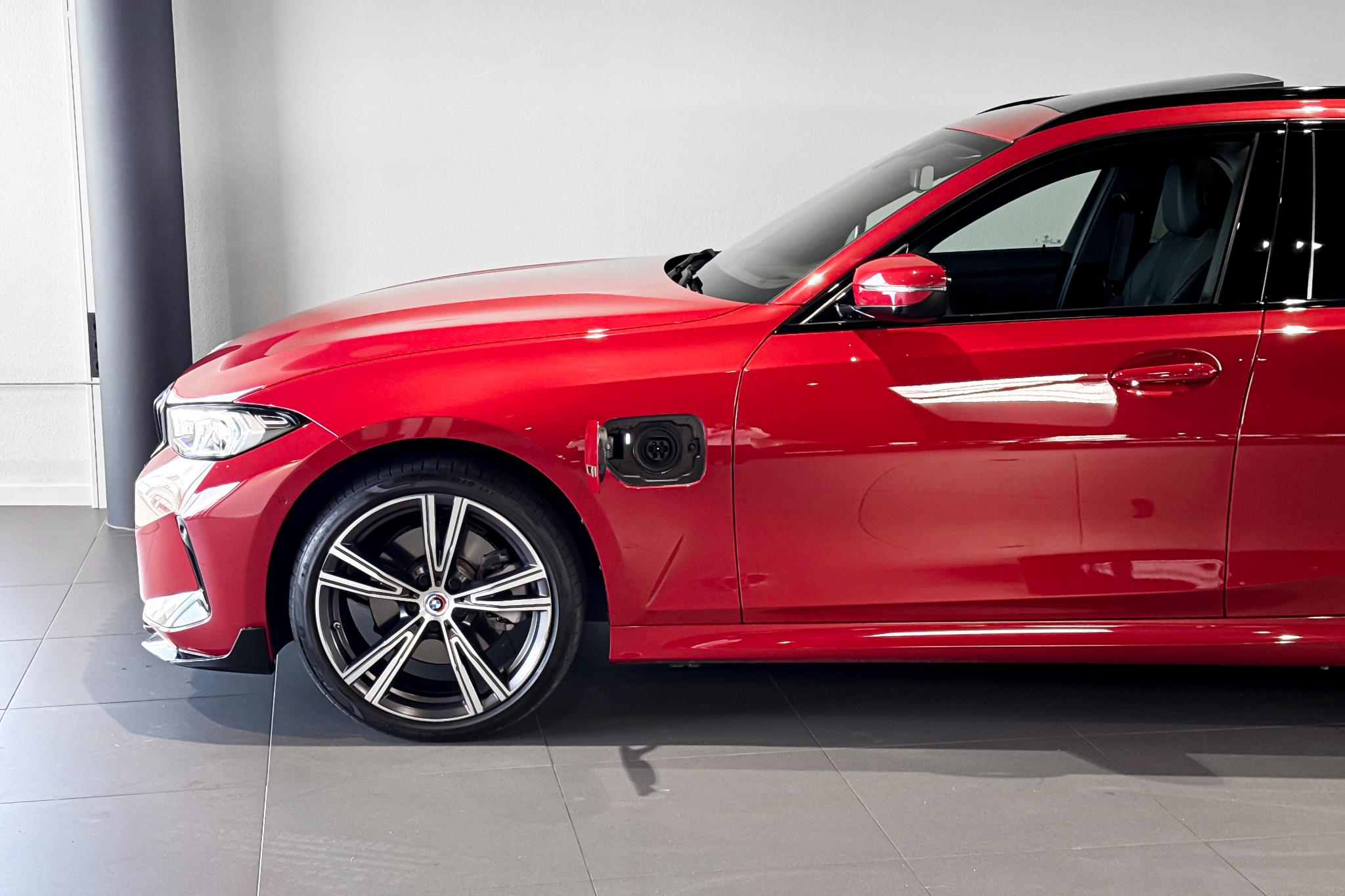 Foto van BMW 330e xDrive