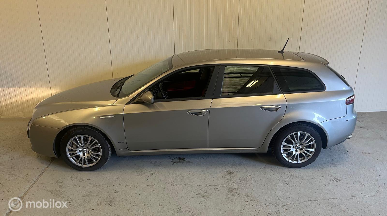 Foto van Alfa Romeo 159 Sportwagon