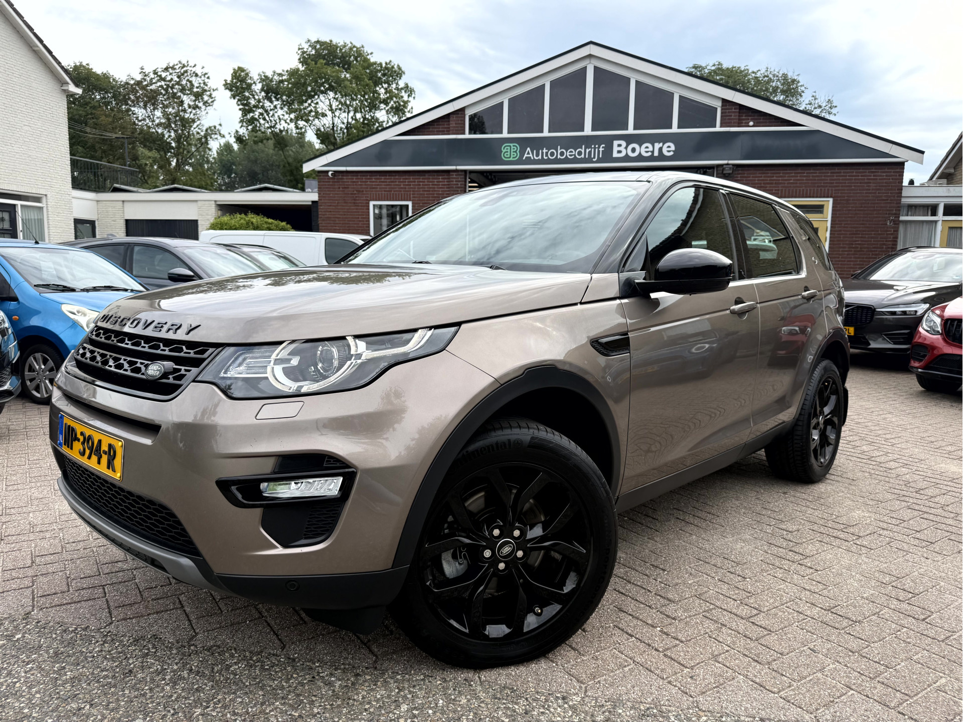 Land Rover Discovery Sport 2.0 TD4 180PK HSE 2017 - voorkant