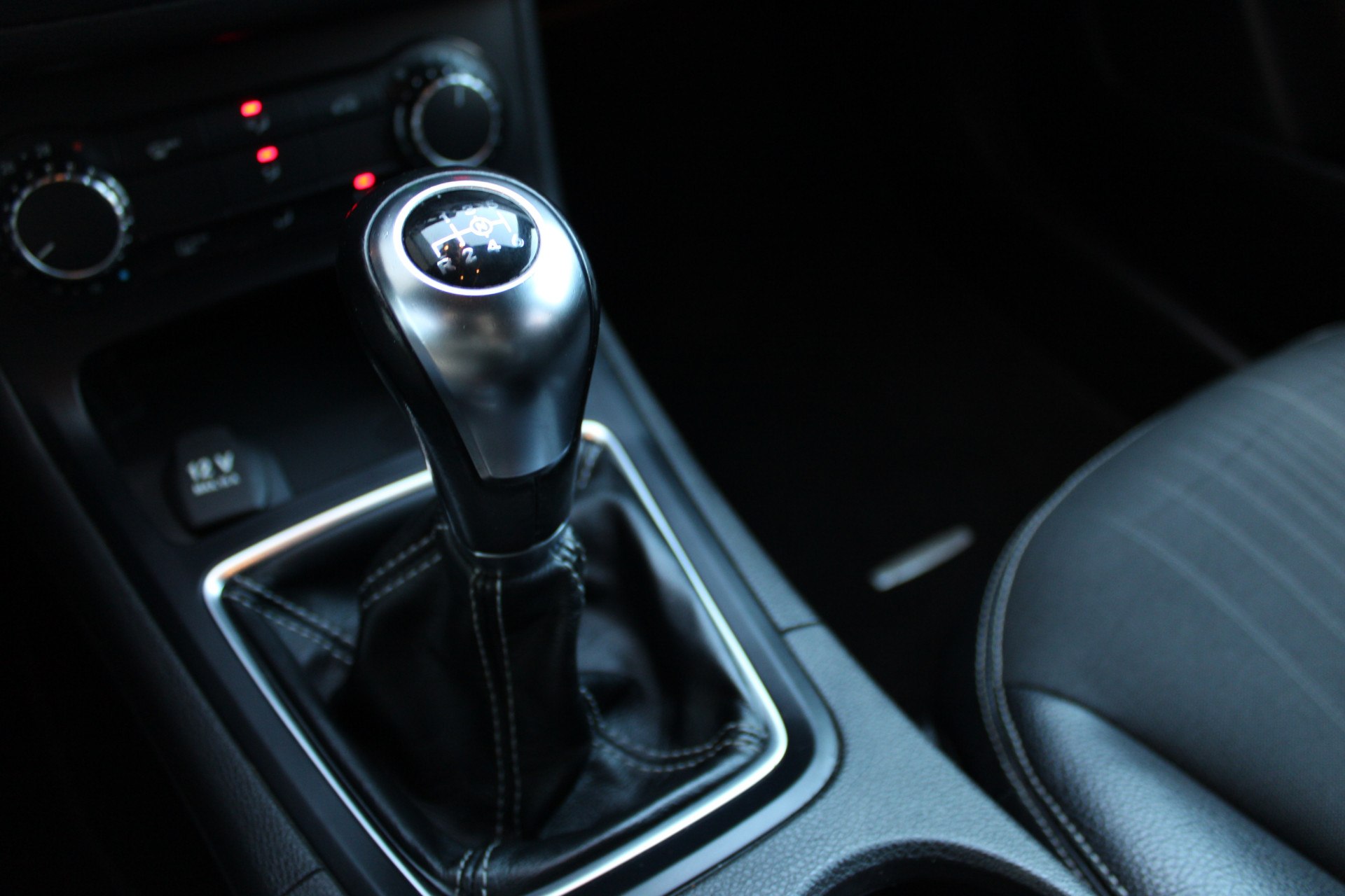 Foto van Mercedes-Benz B 180