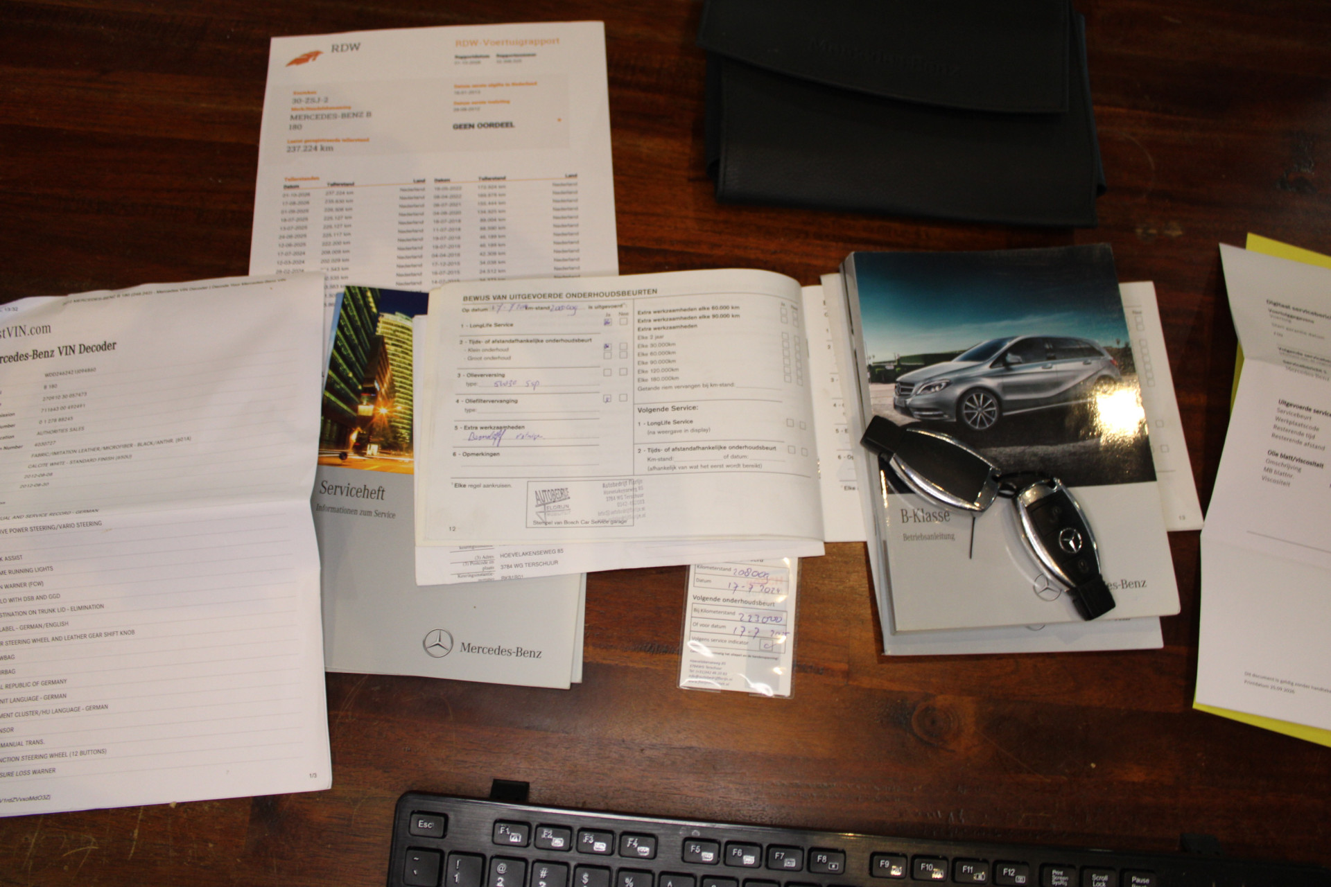 Foto van Mercedes-Benz B 180