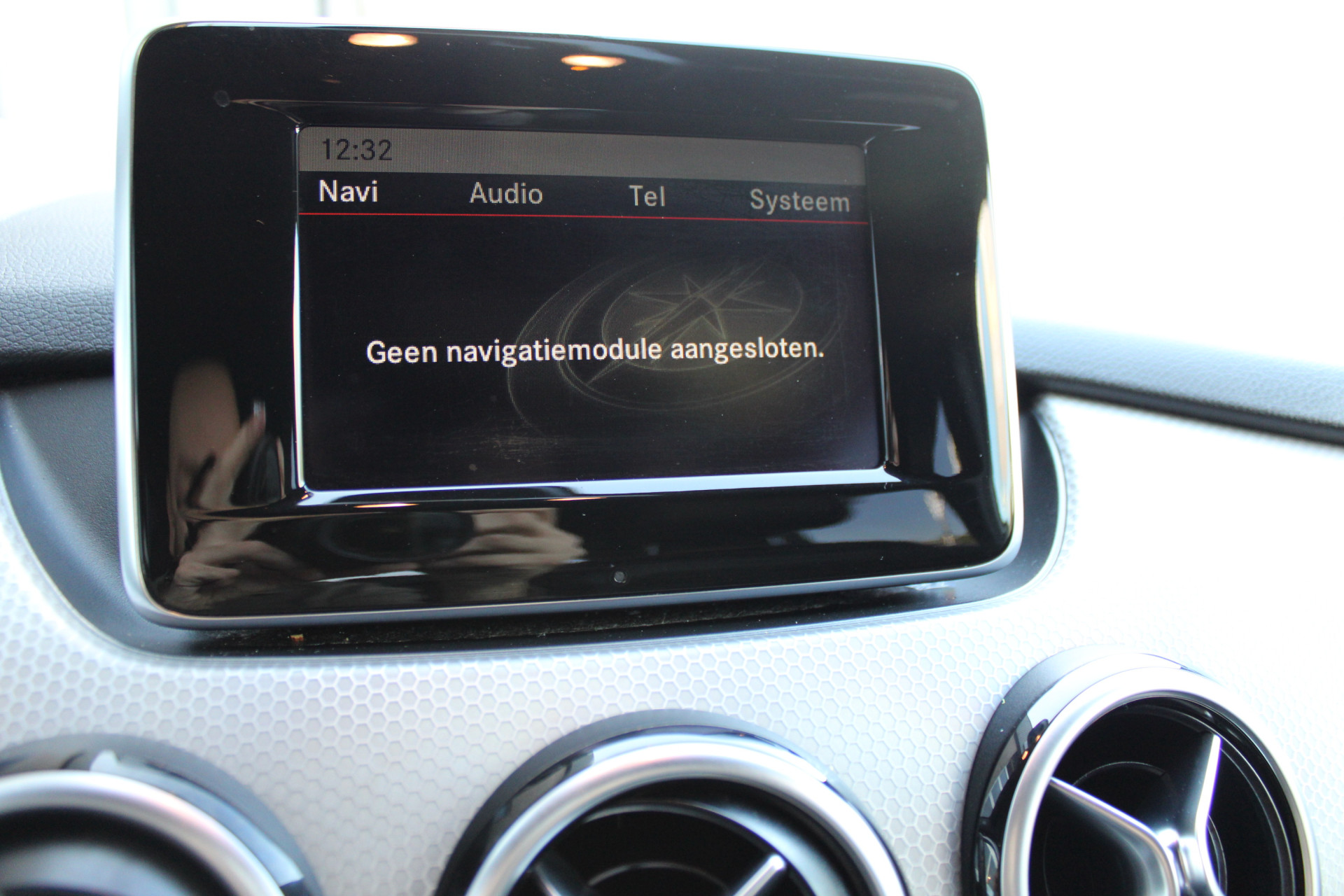 Foto van Mercedes-Benz B 180