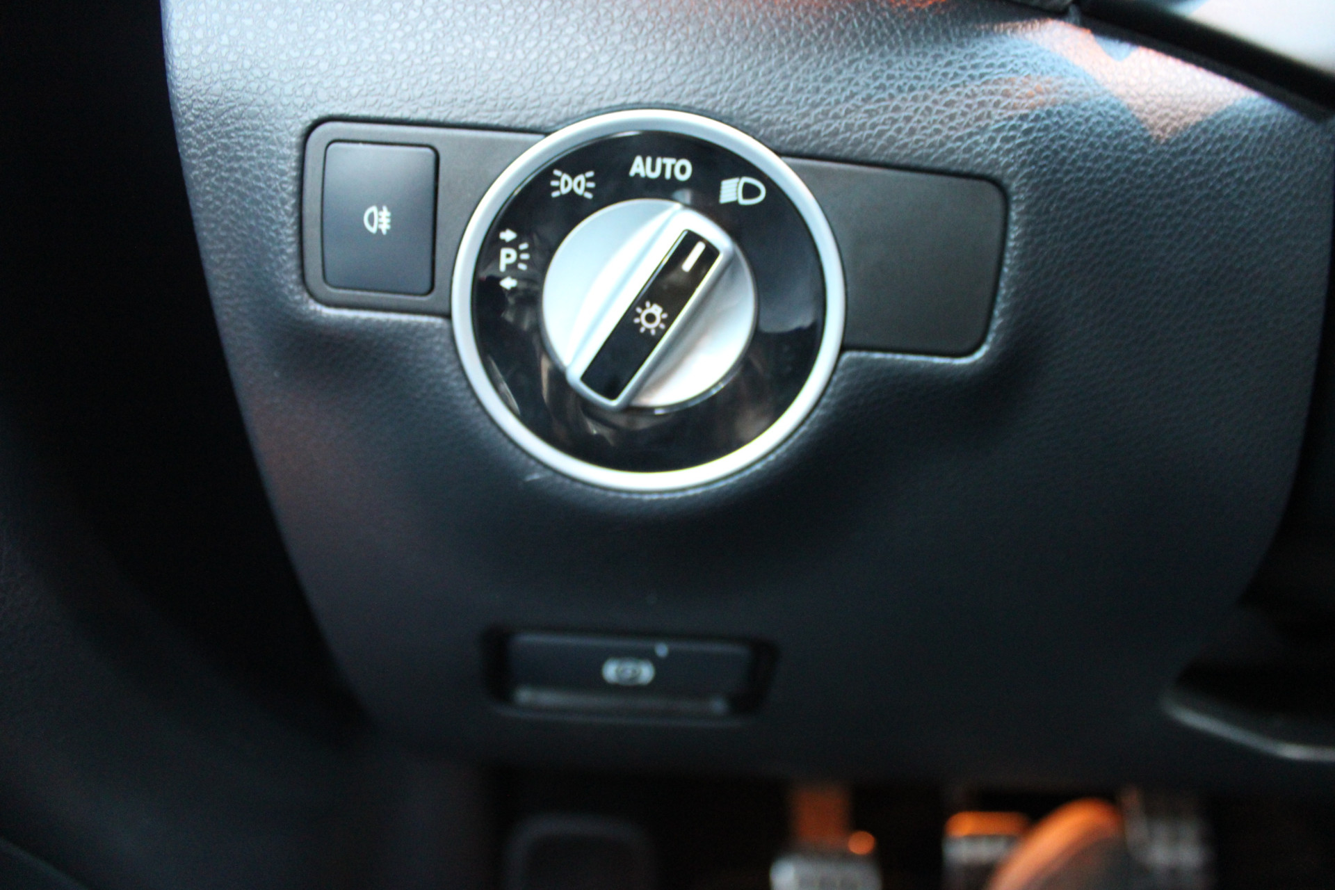 Foto van Mercedes-Benz B 180