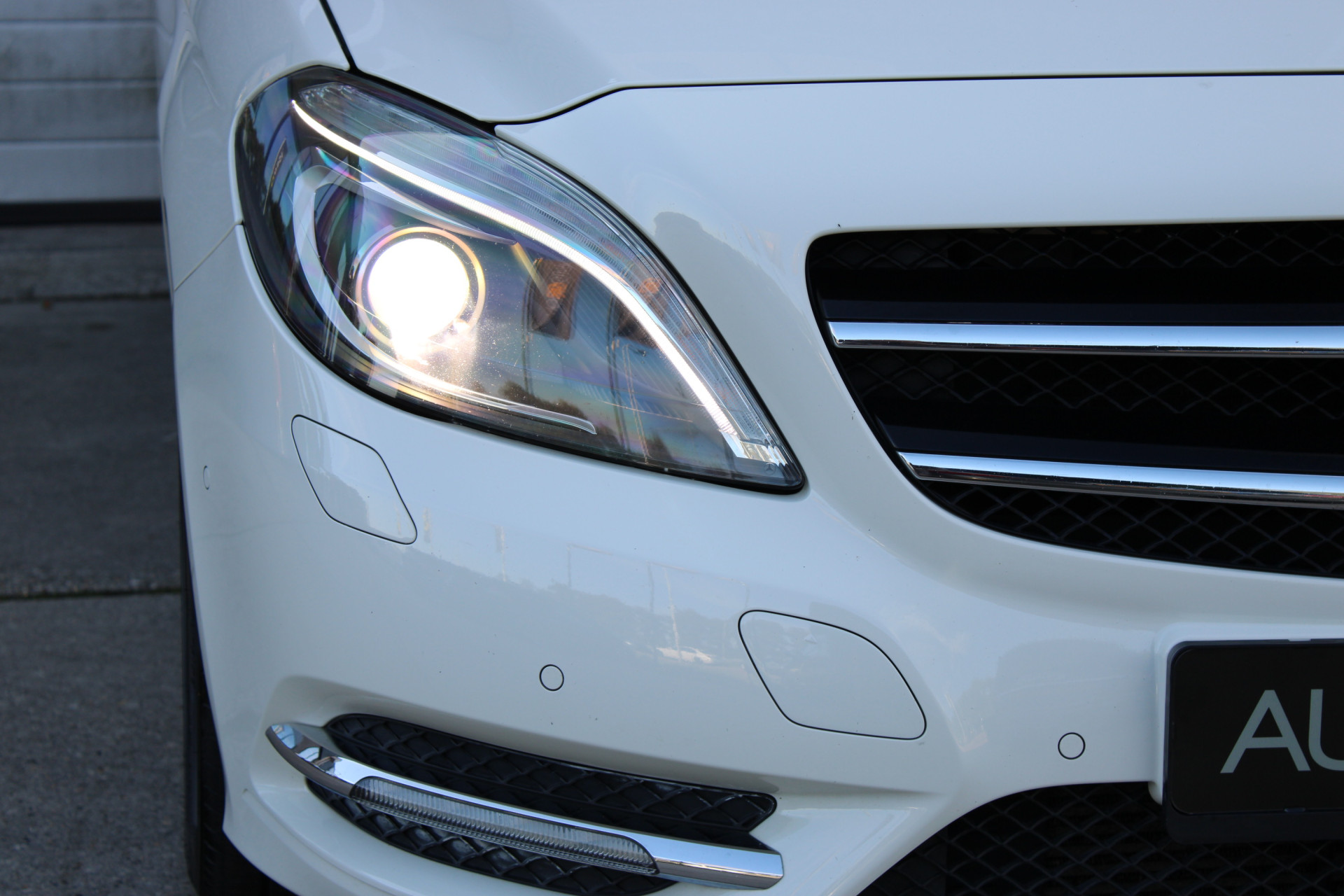 Foto van Mercedes-Benz B 180