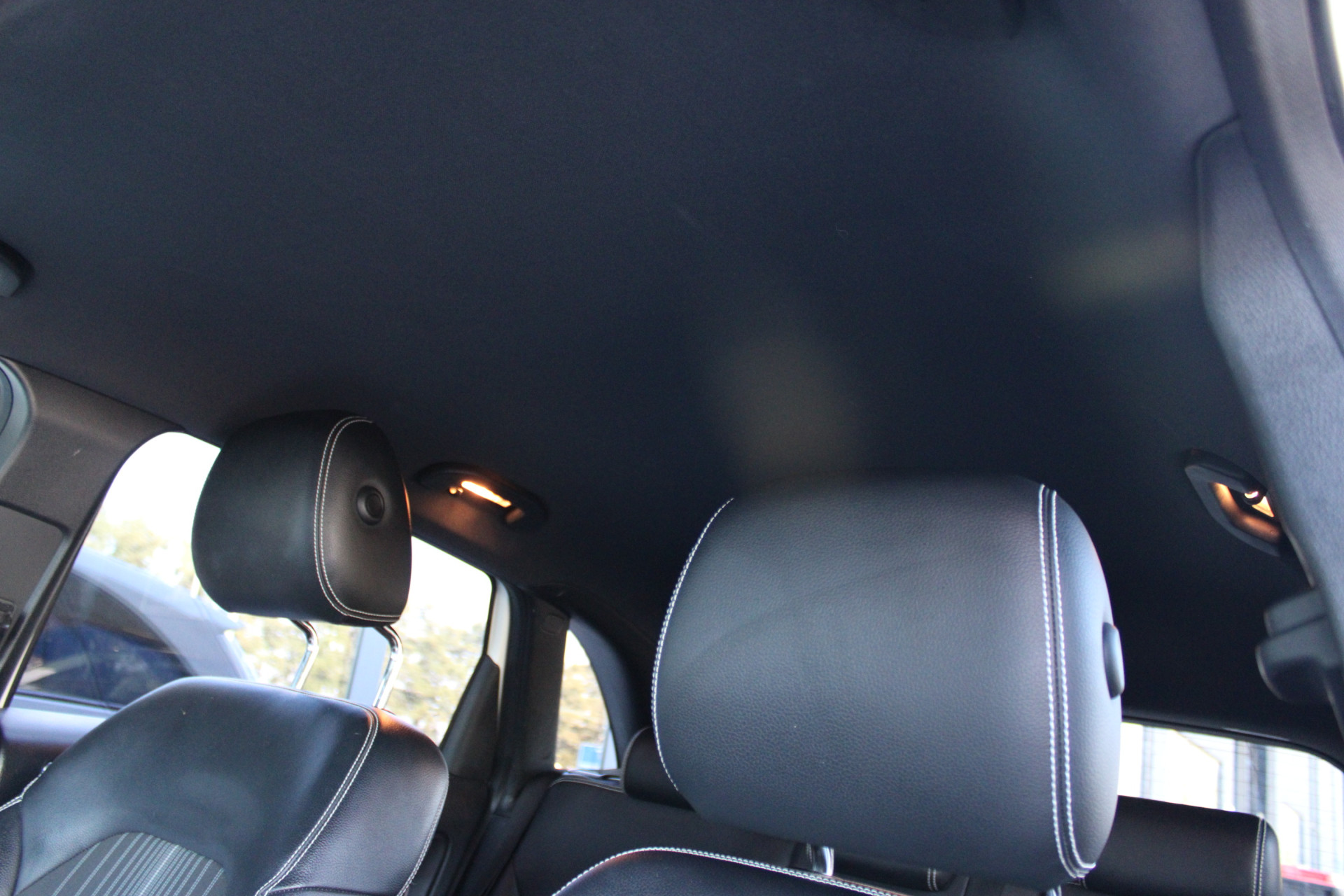 Foto van Mercedes-Benz B 180