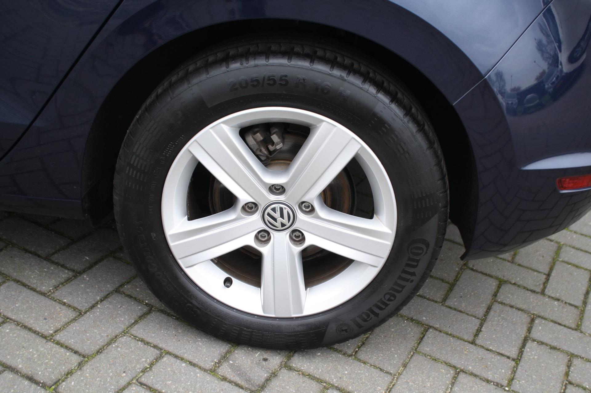 Foto van Volkswagen Golf Sportsvan