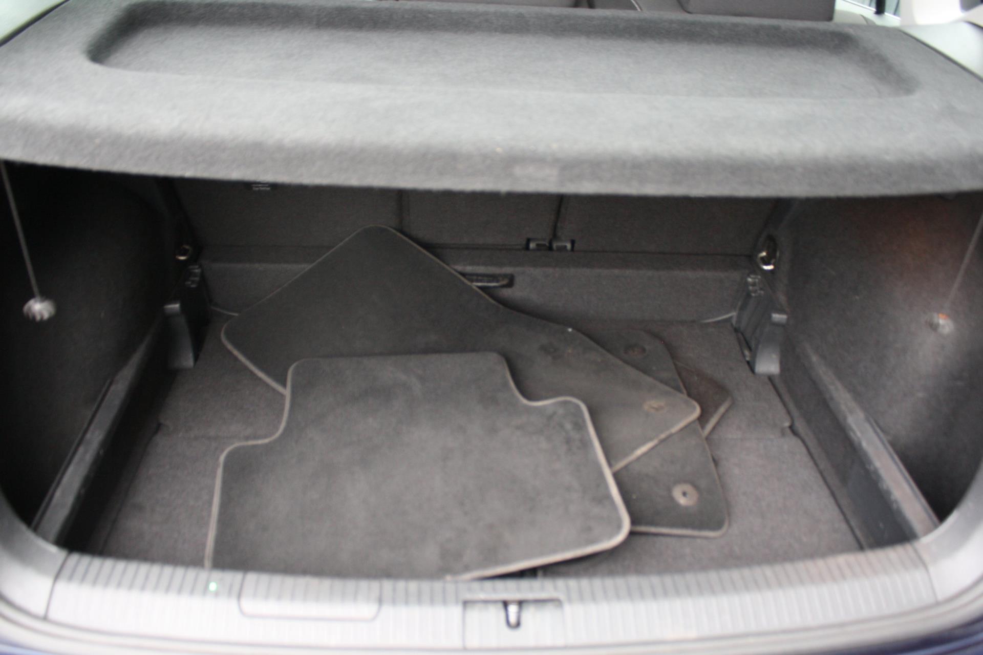 Foto van Volkswagen Golf Sportsvan