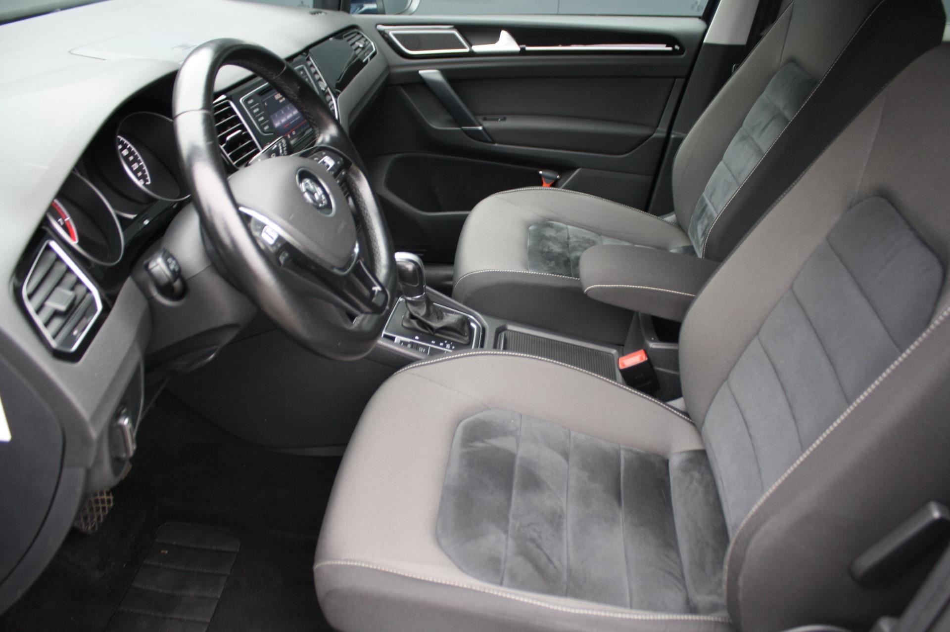 Foto van Volkswagen Golf Sportsvan