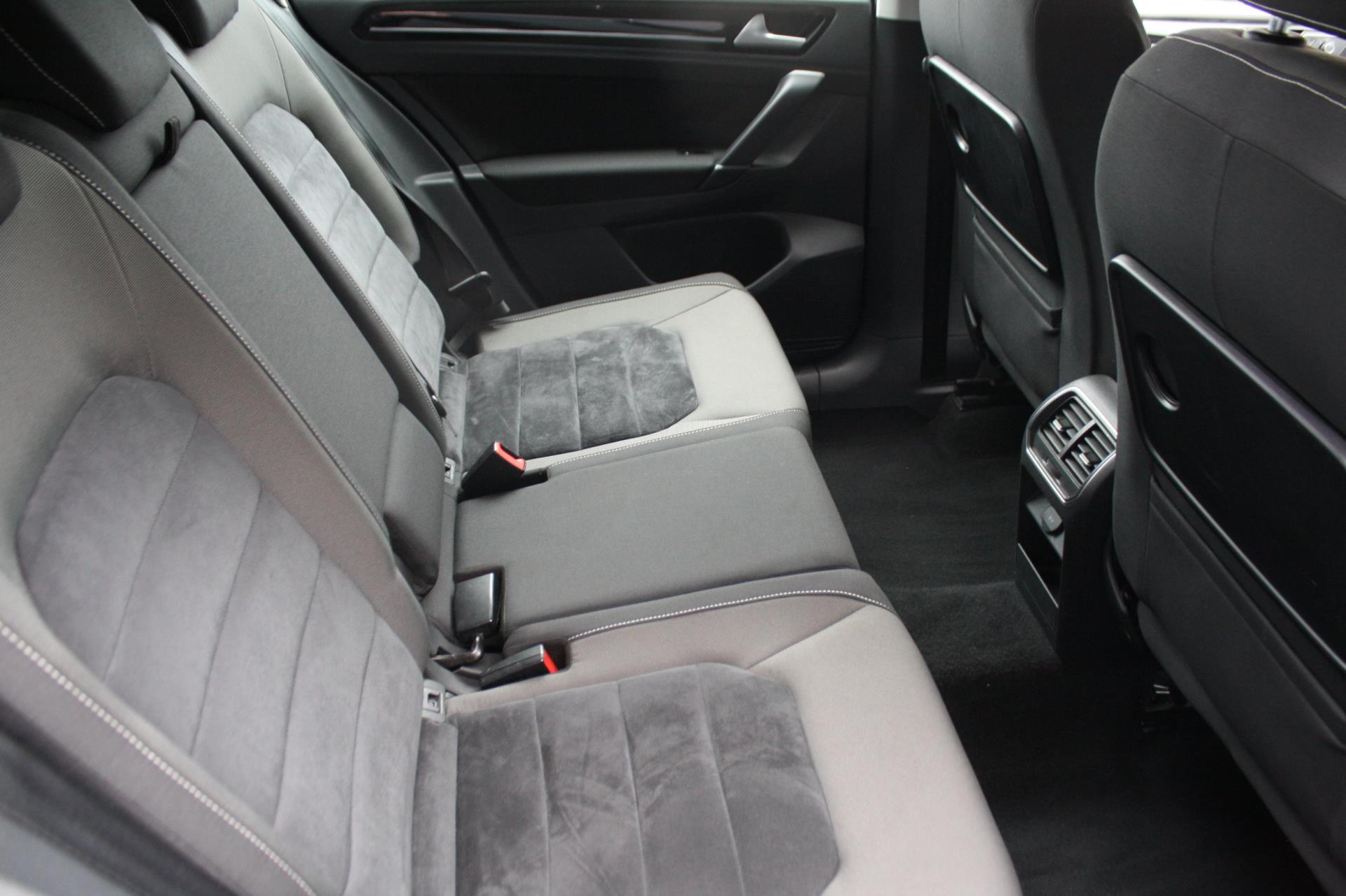 Foto van Volkswagen Golf Sportsvan