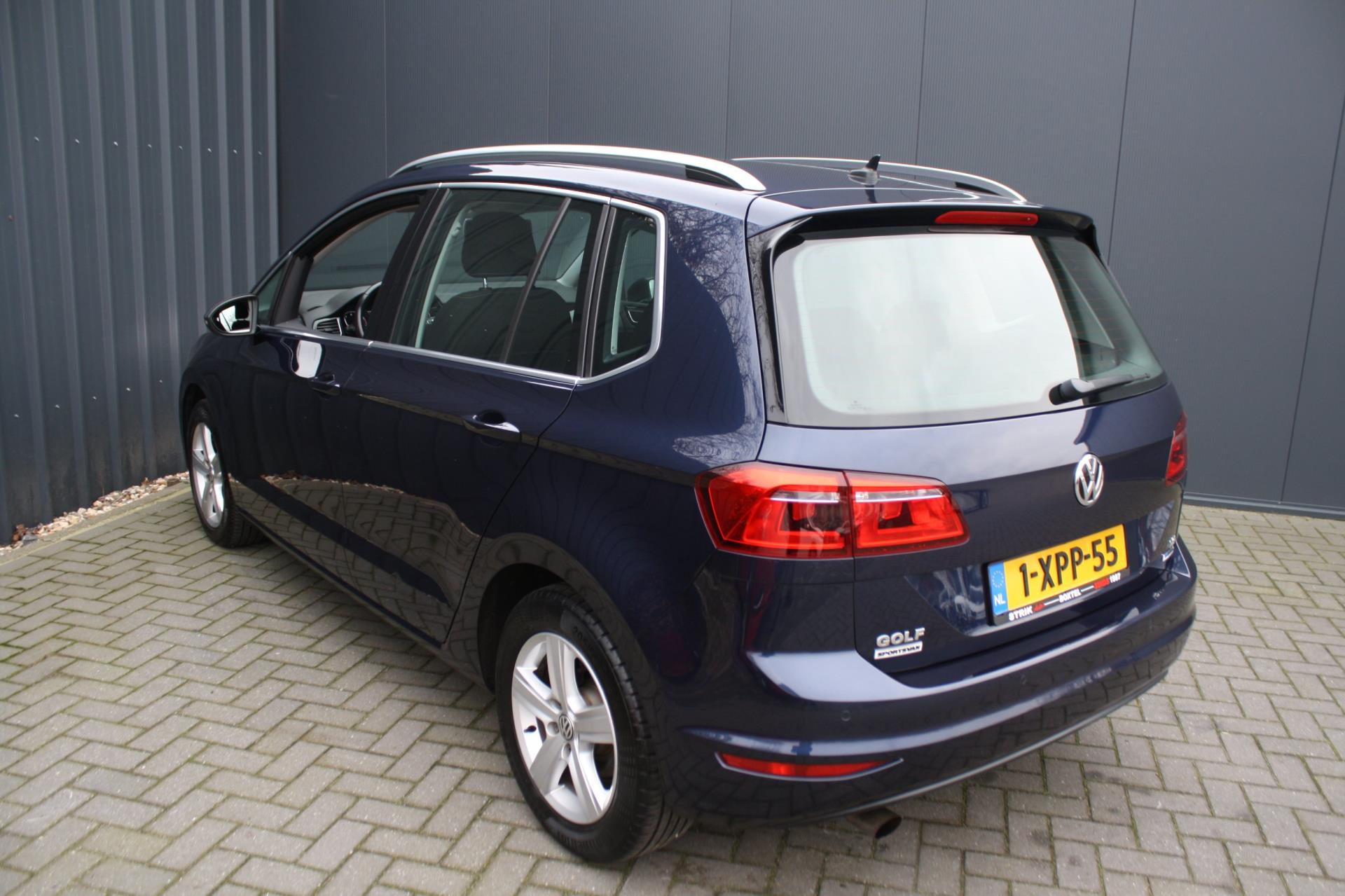 Foto van Volkswagen Golf Sportsvan