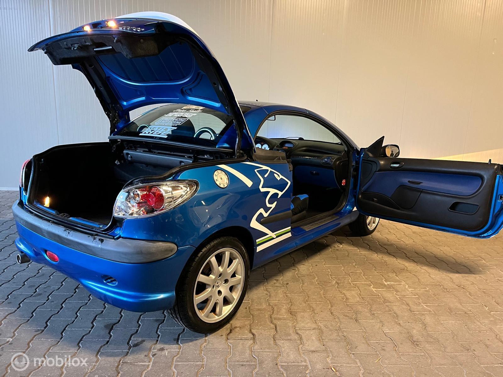 Foto van Peugeot 206 CC