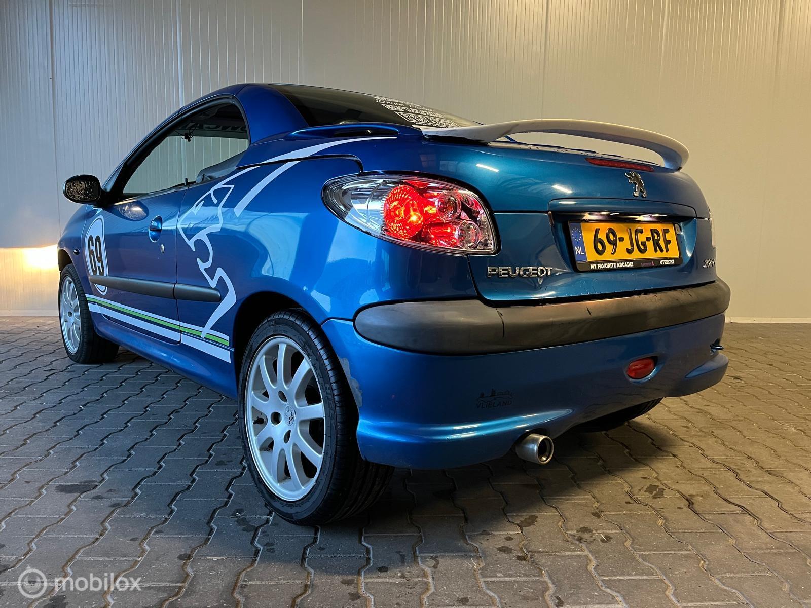 Foto van Peugeot 206 CC
