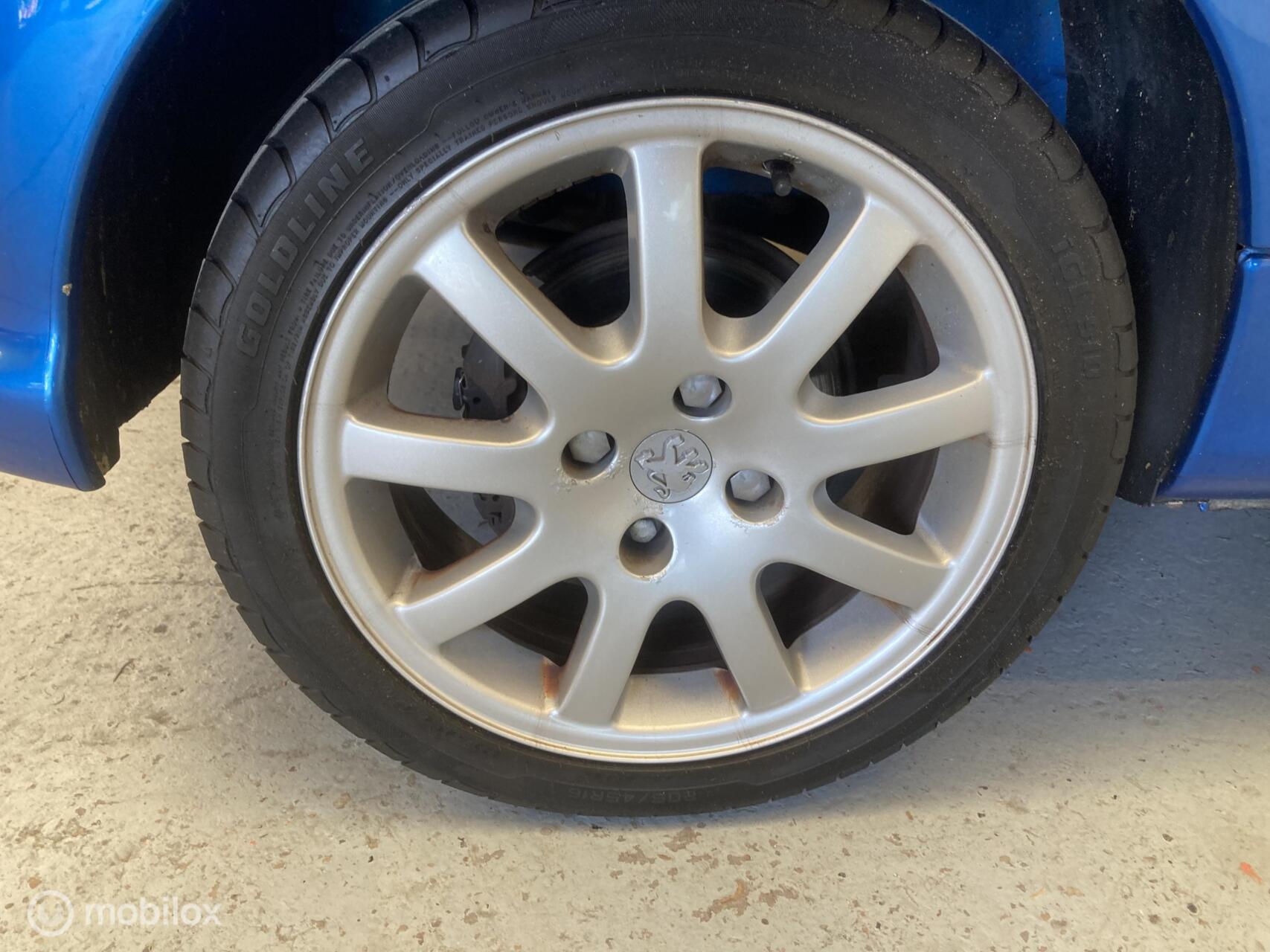 Foto van Peugeot 206 CC