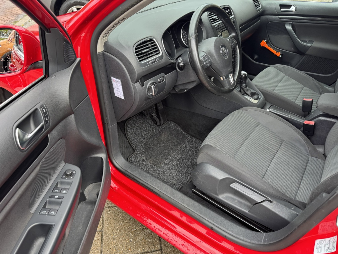 Foto van Volkswagen Golf Variant