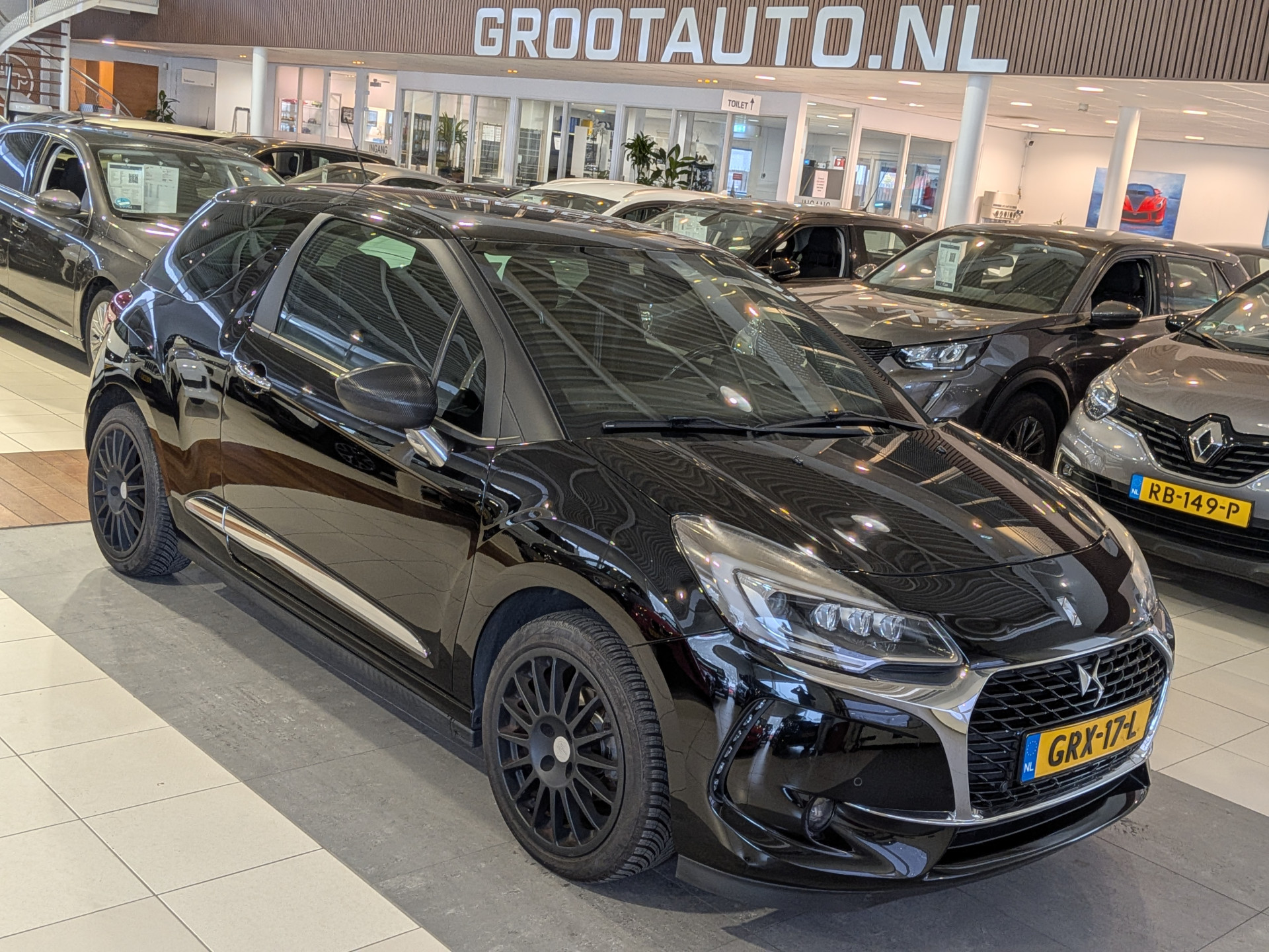DS 3 1.2 PureTech So Chic | LED | CRUISE | PARKEERSENSOREN | BLUETOOTH | NW. DISTRIBUTIE 2016 - voorkant