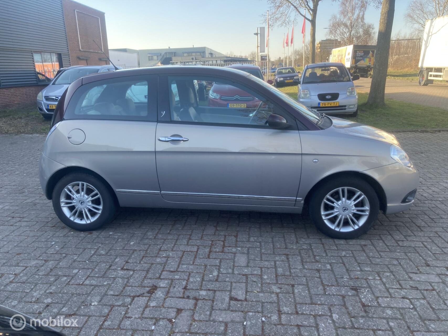 Foto van Lancia Ypsilon
