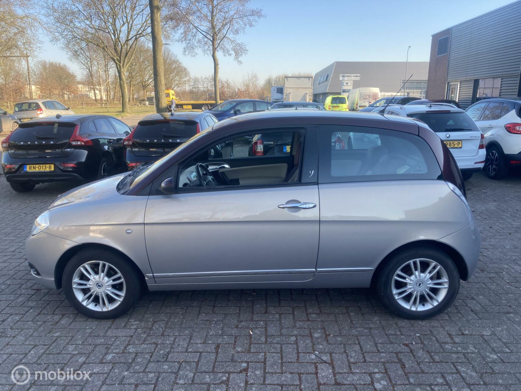 Foto van Lancia Ypsilon
