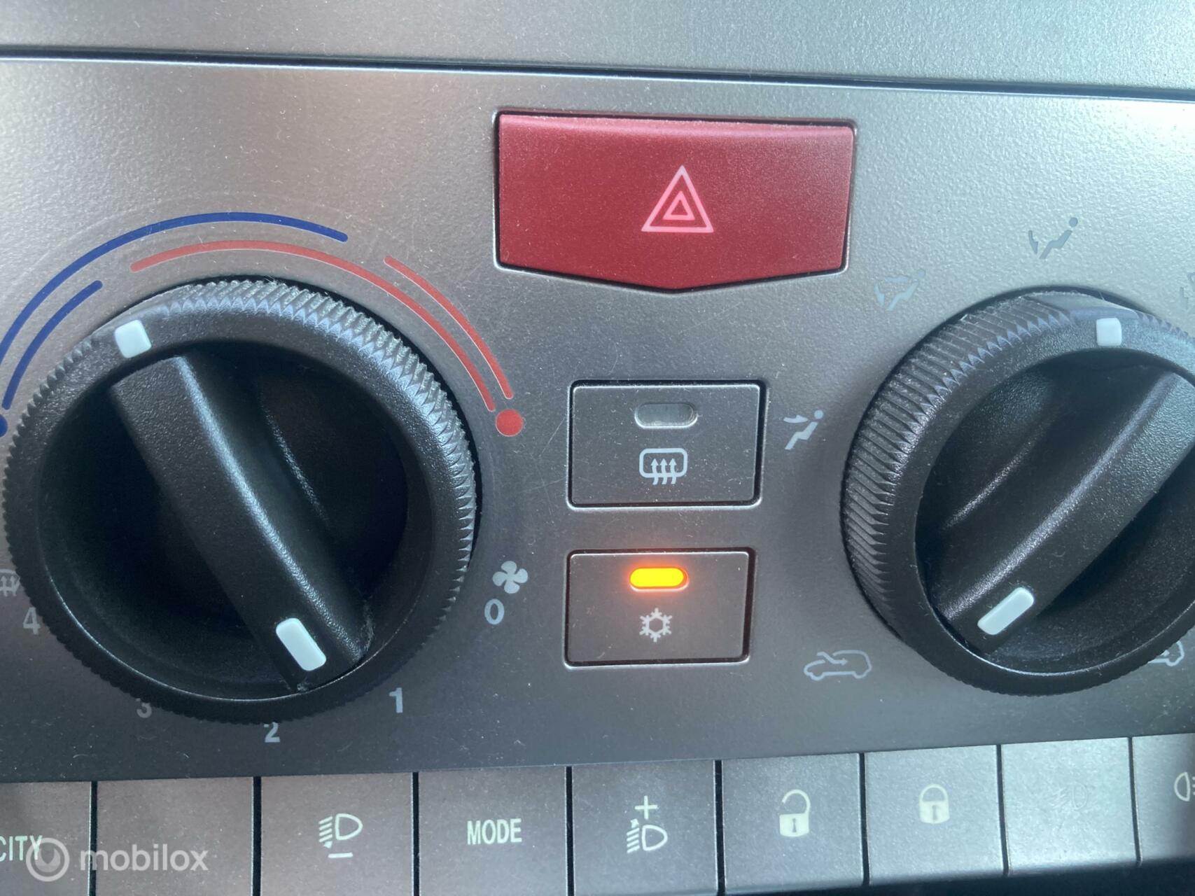 Foto van Lancia Ypsilon