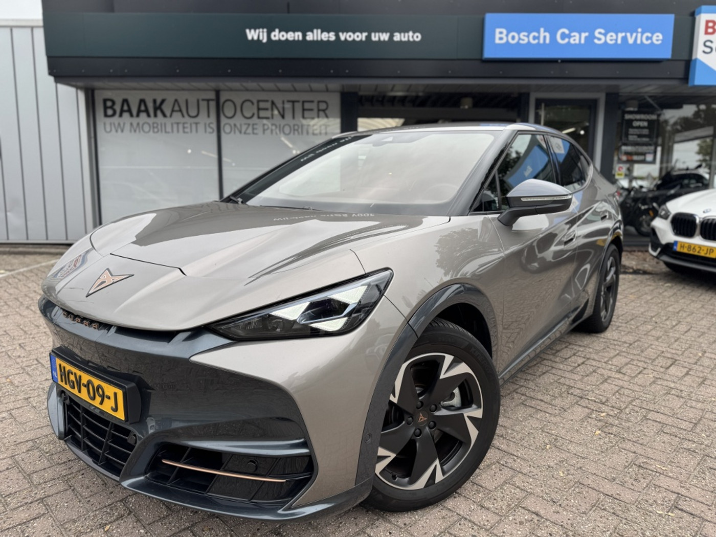 Cupra Tavascan Business 82 kWh | Navi | Stoelverwarming | Warmtepomp 2025 - voorkant