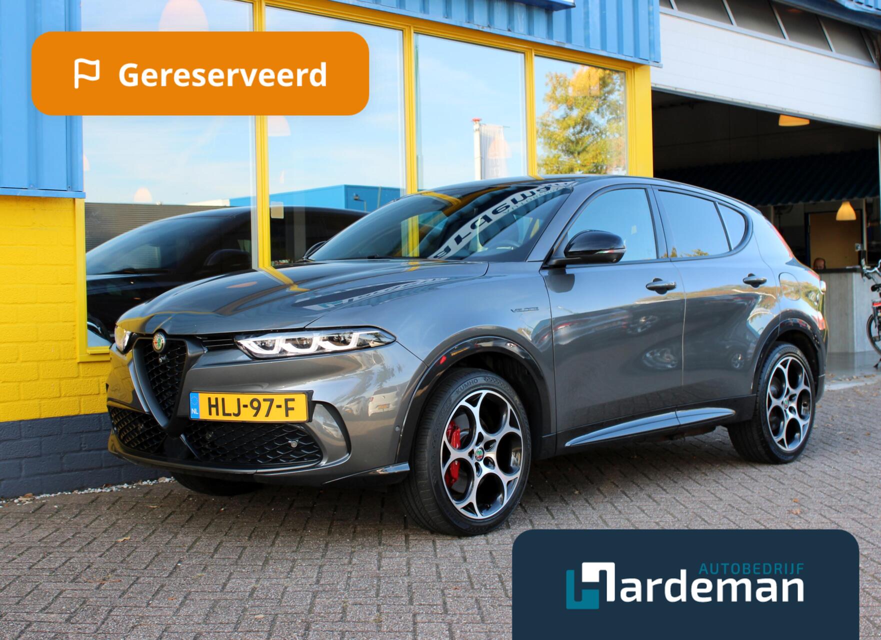 Alfa Romeo Tonale 1.3T PHEV Q4 Veloce H/K Leder 360 2023 - voorkant