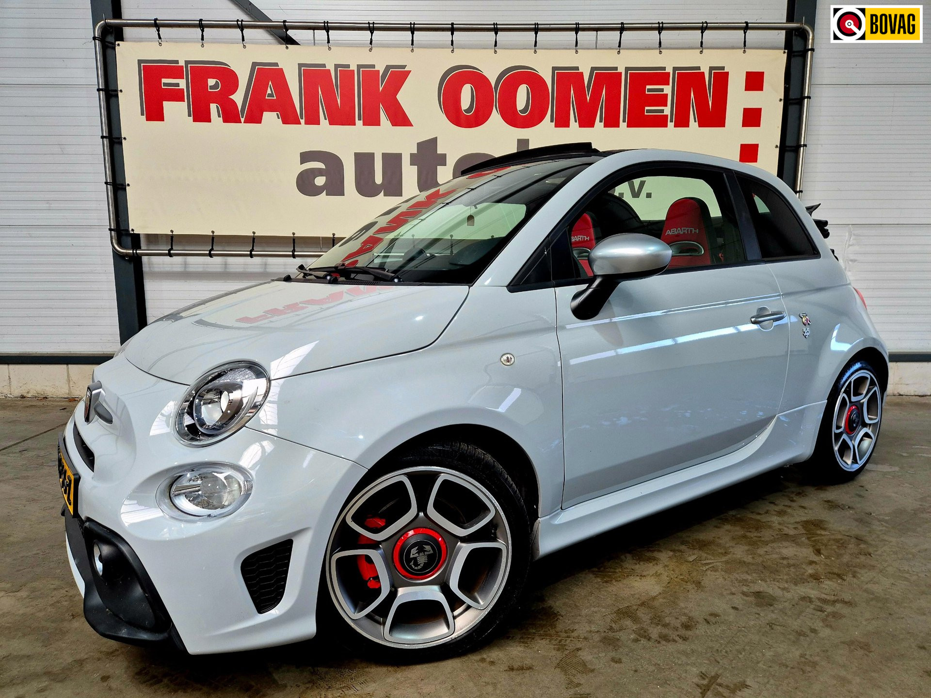 Abarth 500c 1.4 T-Jet Abarth 165PK 595 Turismo 70th Anniversary + OH historie/1e eigenaar|Nette auto!|Navi|Apple|Android|Beats 2020 - voorkant