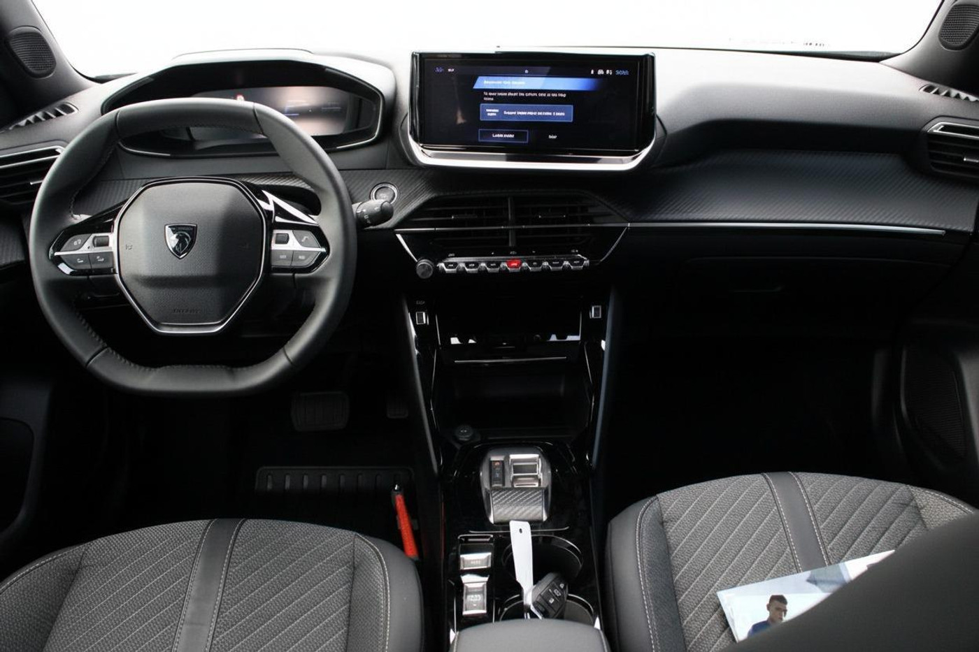 Foto van Peugeot E-2008