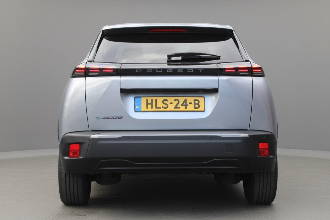 Foto van Peugeot E-2008