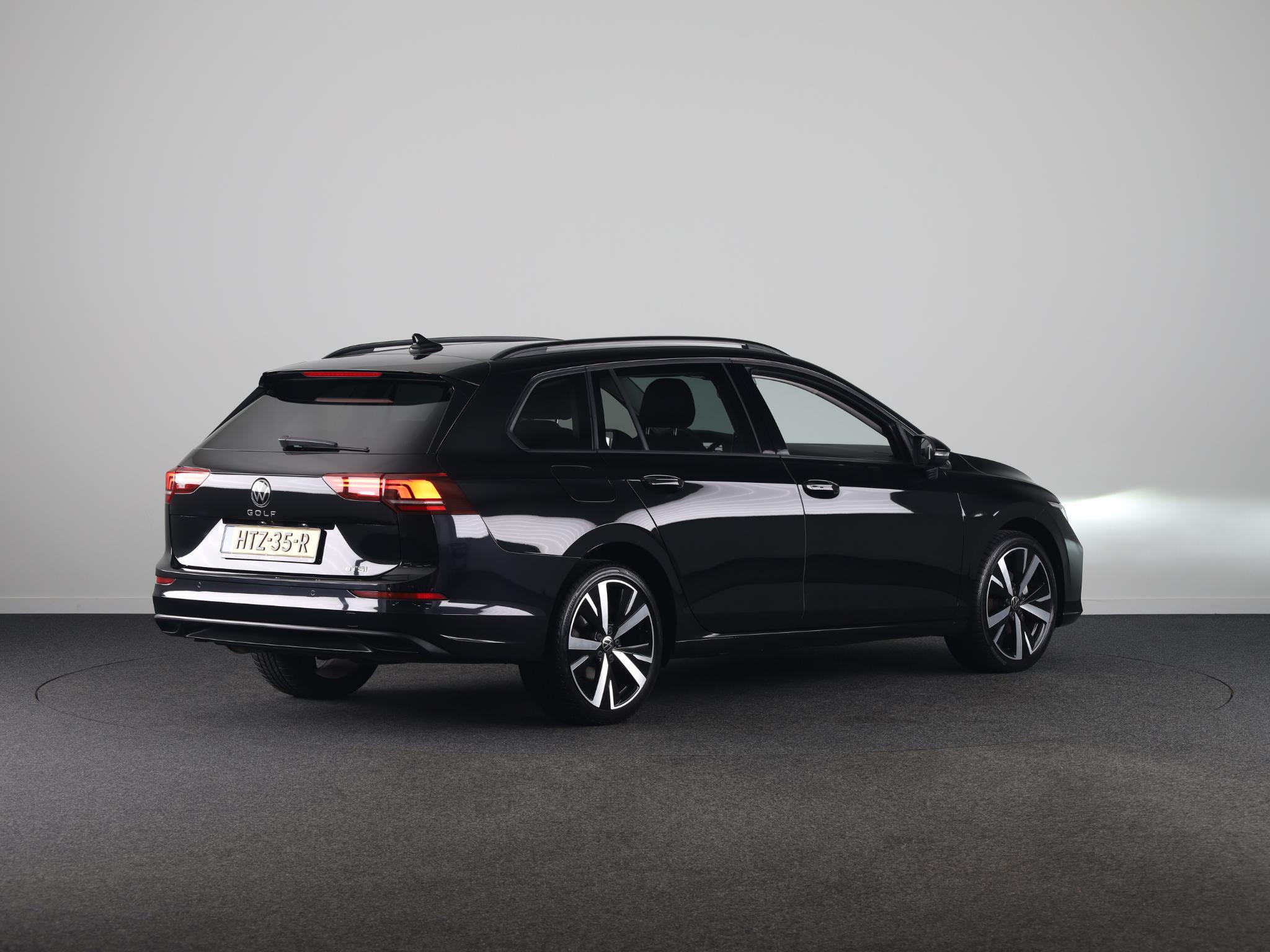 Foto van Volkswagen Golf Variant