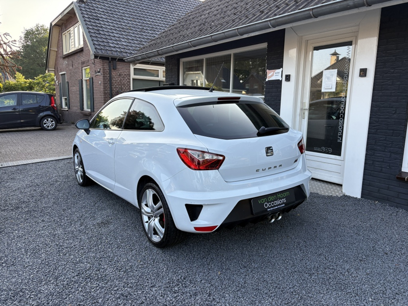 Foto van Seat Ibiza SC