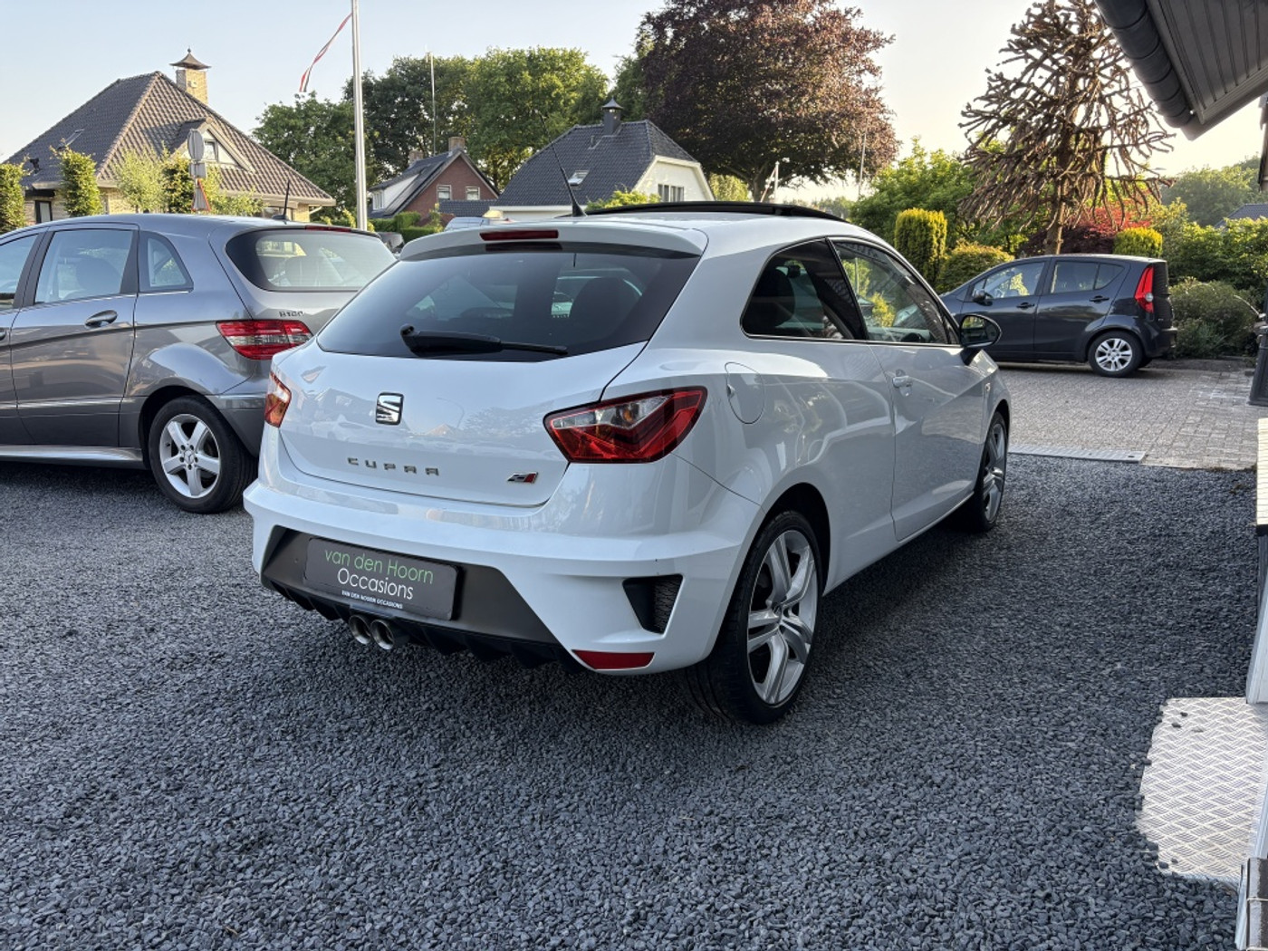 Foto van Seat Ibiza SC