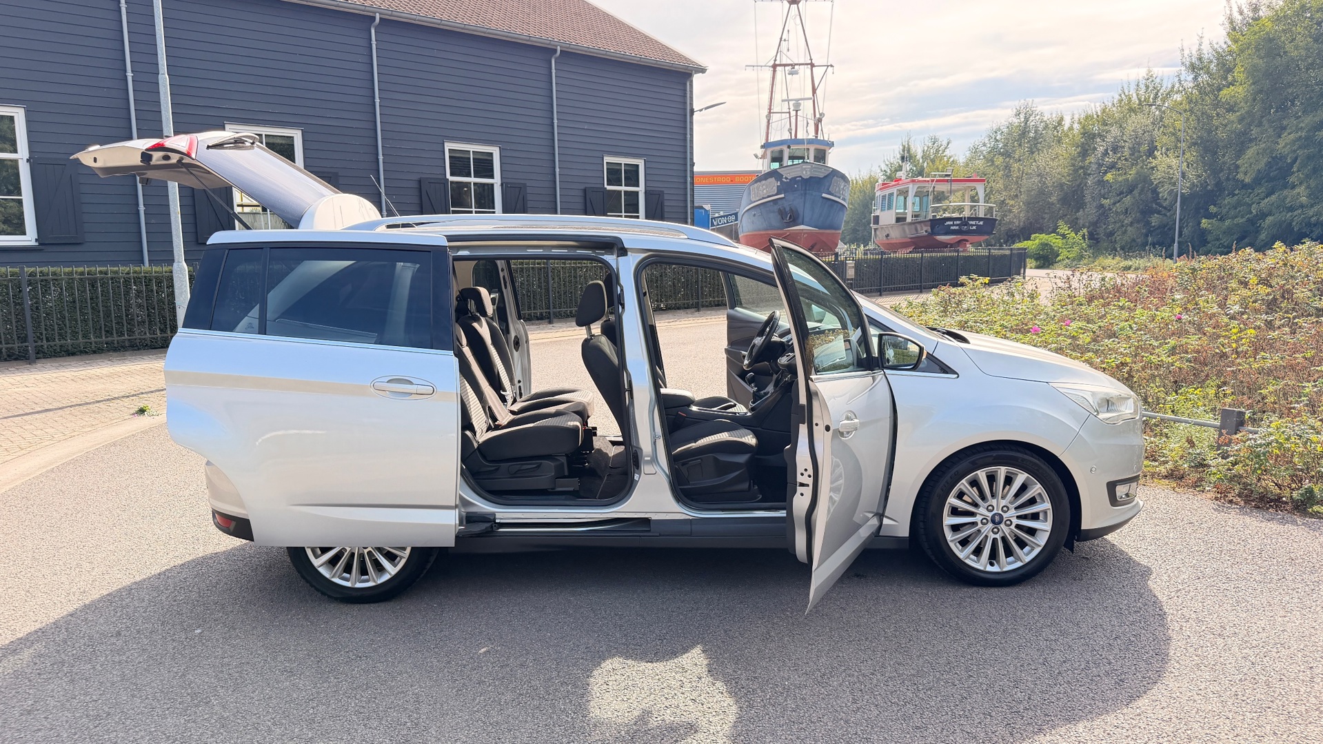 Foto van Ford Grand C-max