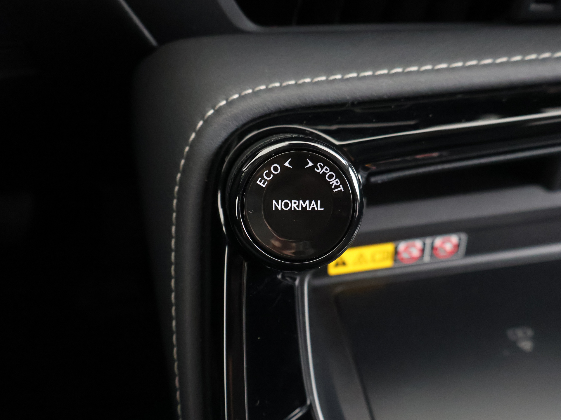 Foto van Lexus NX