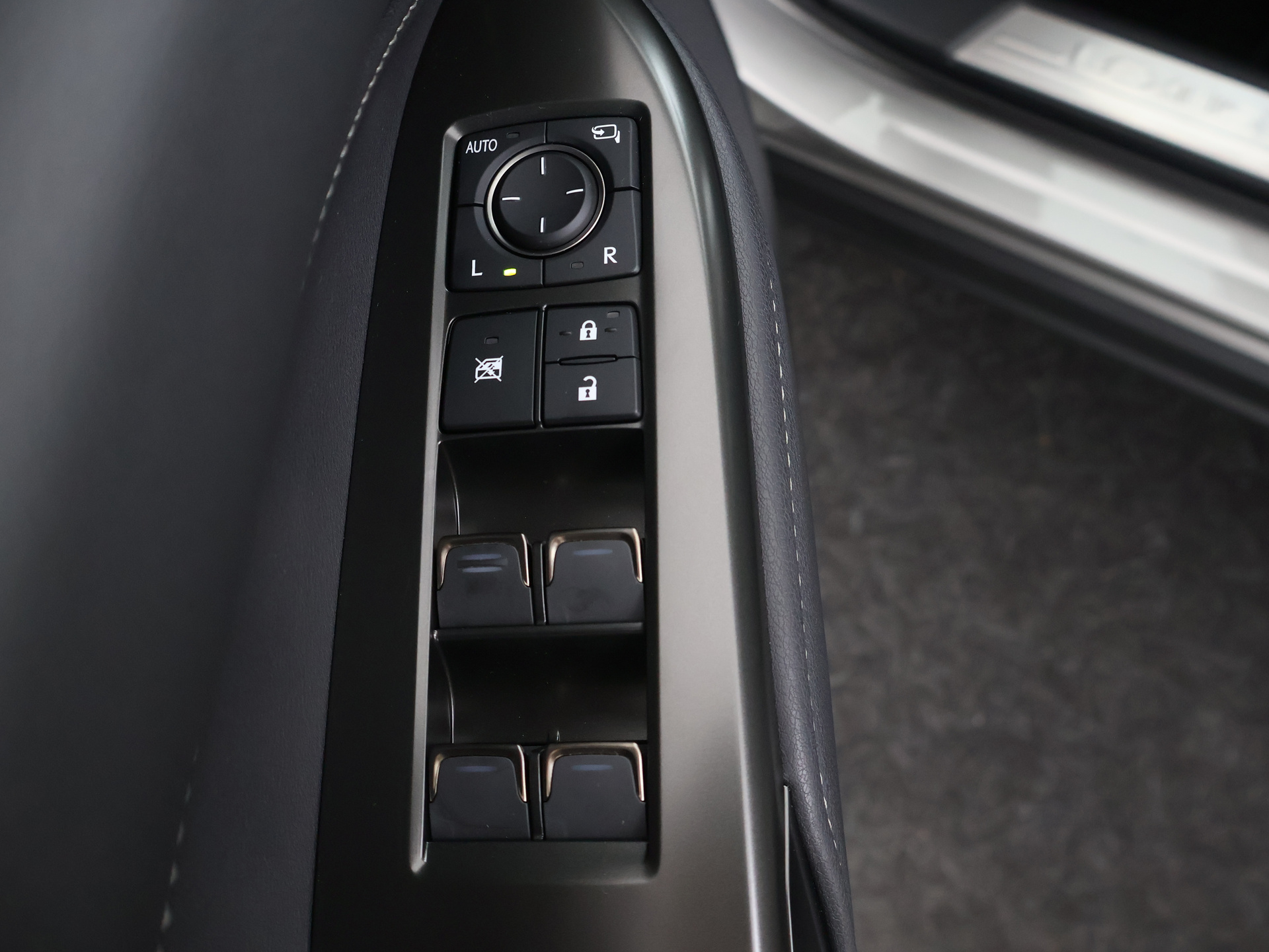 Foto van Lexus NX
