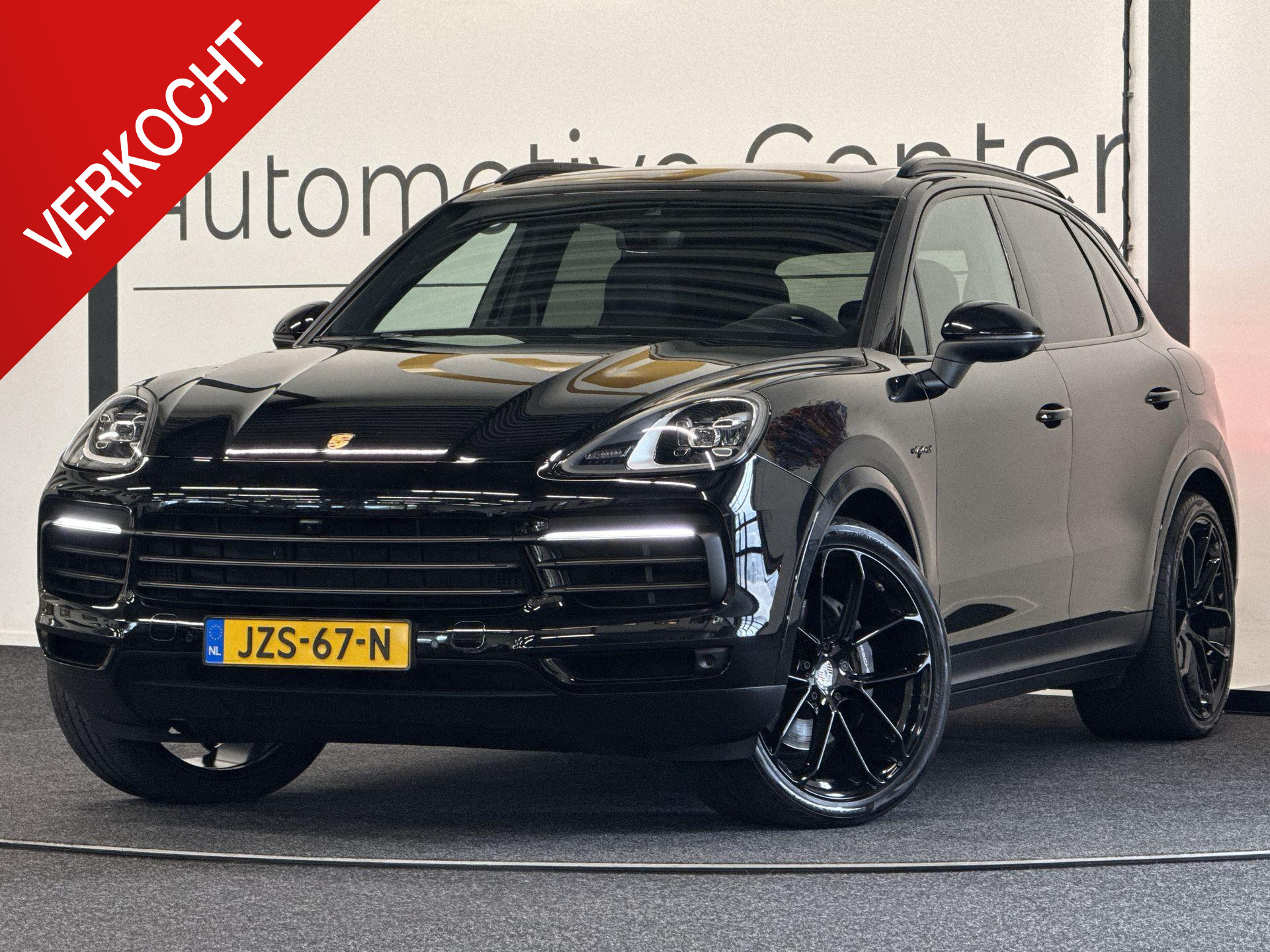 Porsche Cayenne 3.0 E-Hybrid Platinum Edition | 22 INCH | MASSAGE 2023 - voorkant