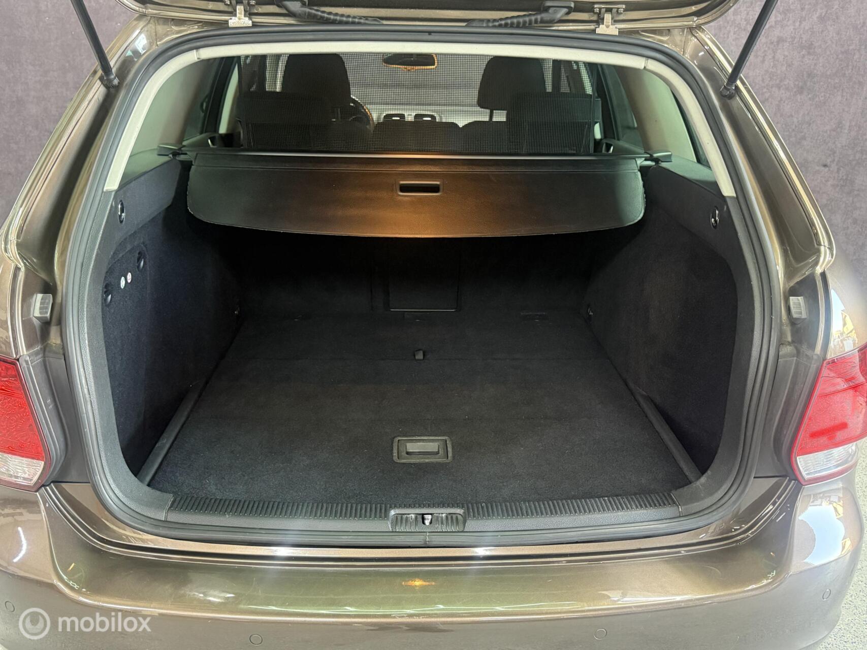 Foto van Volkswagen Golf Variant