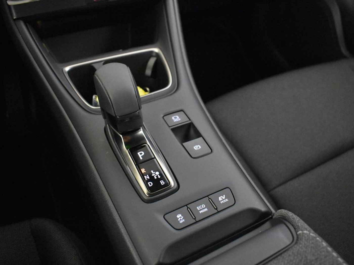 Foto van Lexus LBX
