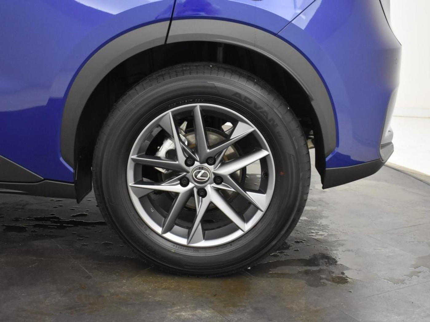 Foto van Lexus LBX