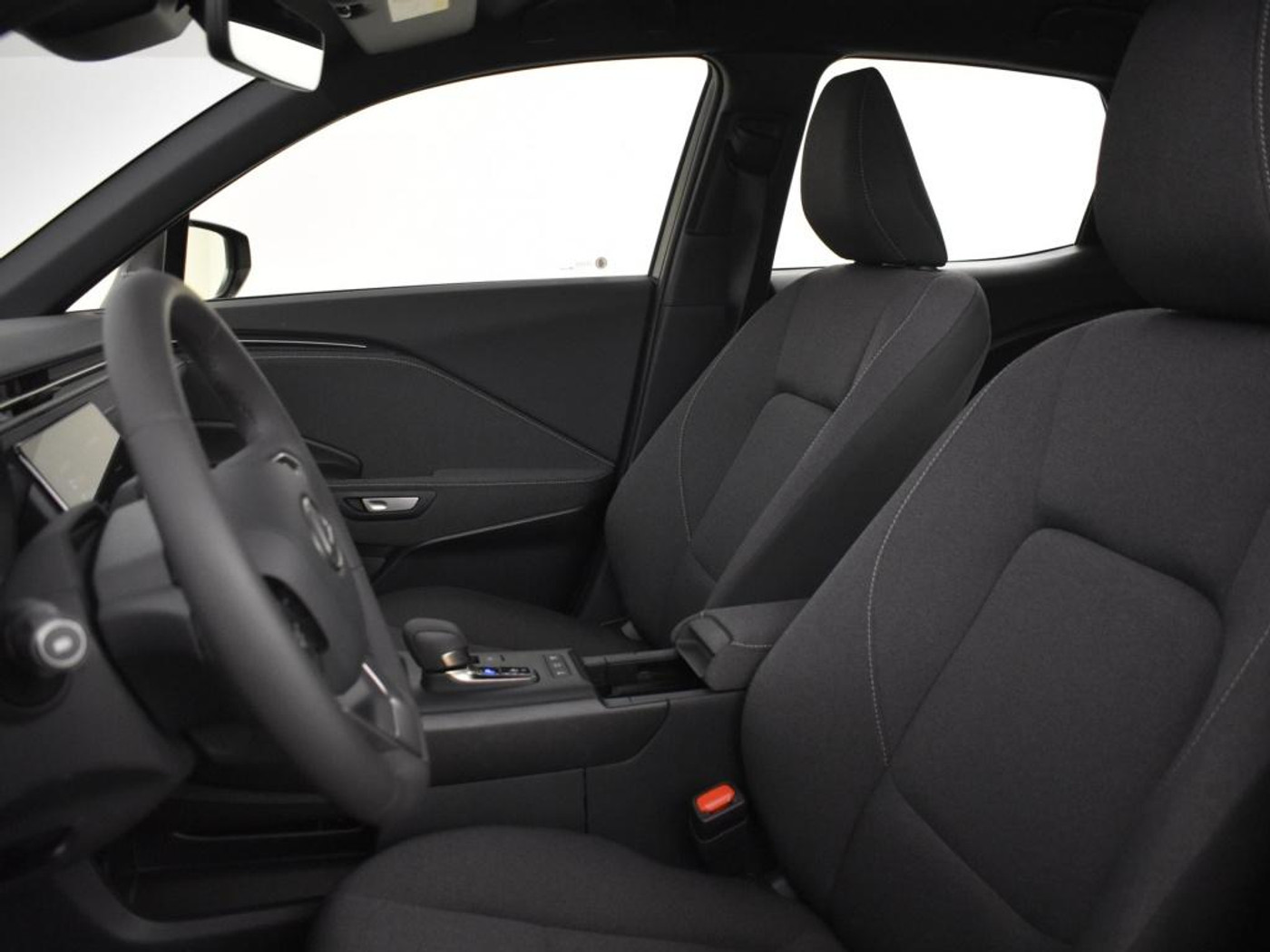 Foto van Lexus LBX