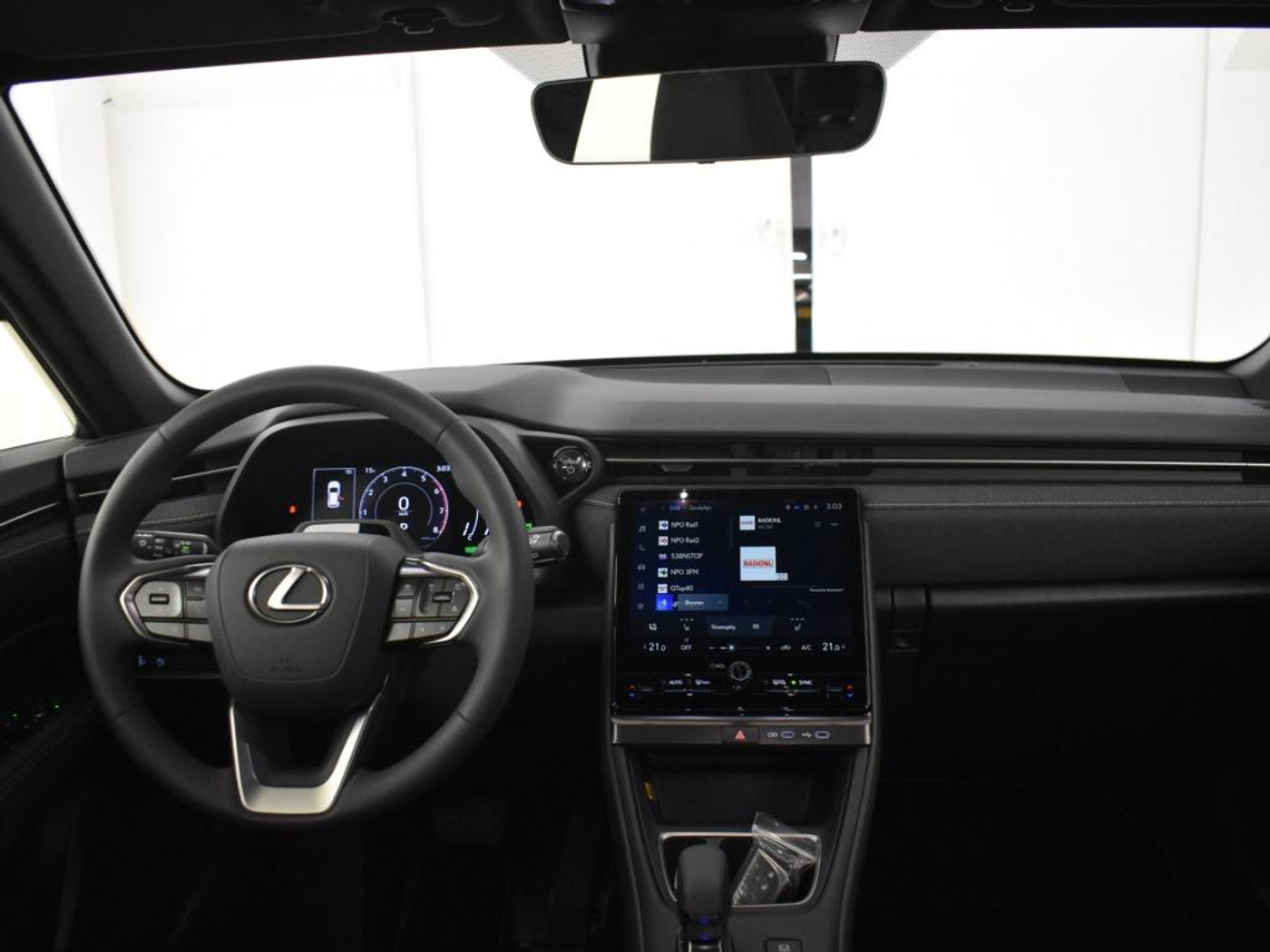 Foto van Lexus LBX
