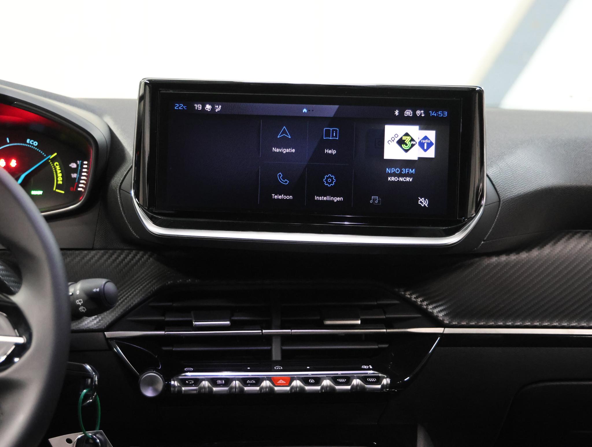 Foto van Peugeot E-2008