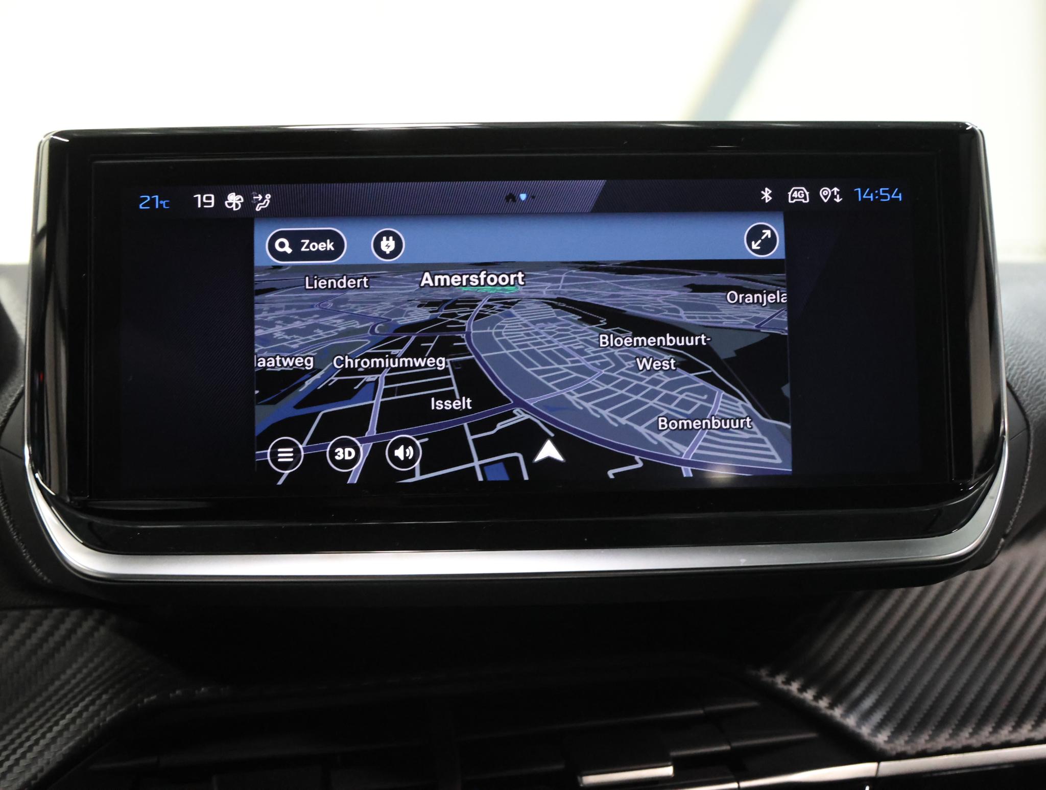 Foto van Peugeot E-2008
