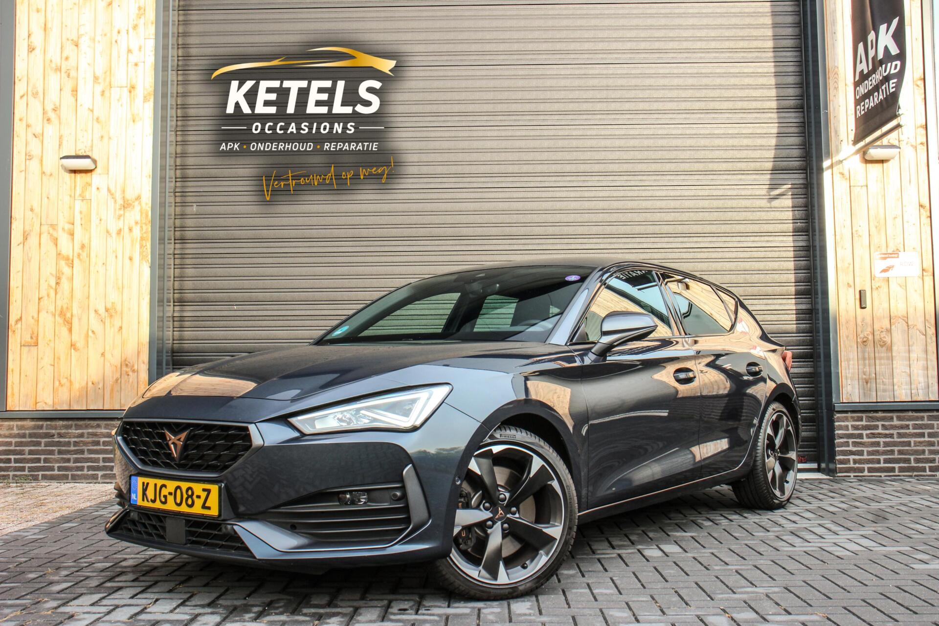 Cupra Leon 2.0eTSI Business Edition Plus Trekhaak, Kuipstoelen 2023 - voorkant