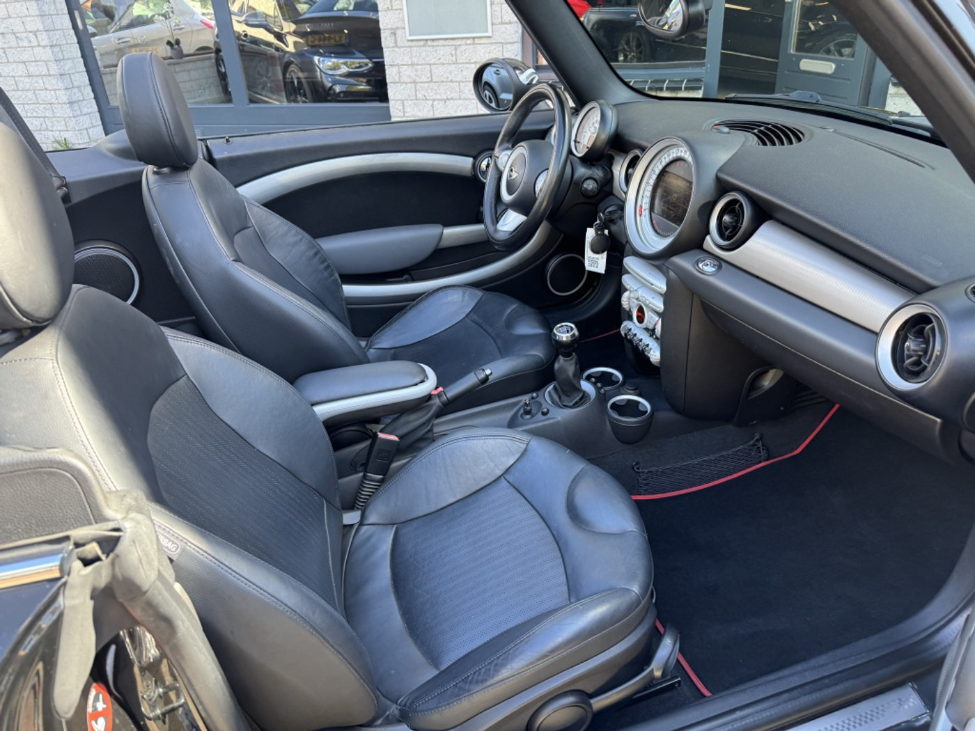 Foto van Mini Cooper S Cabrio