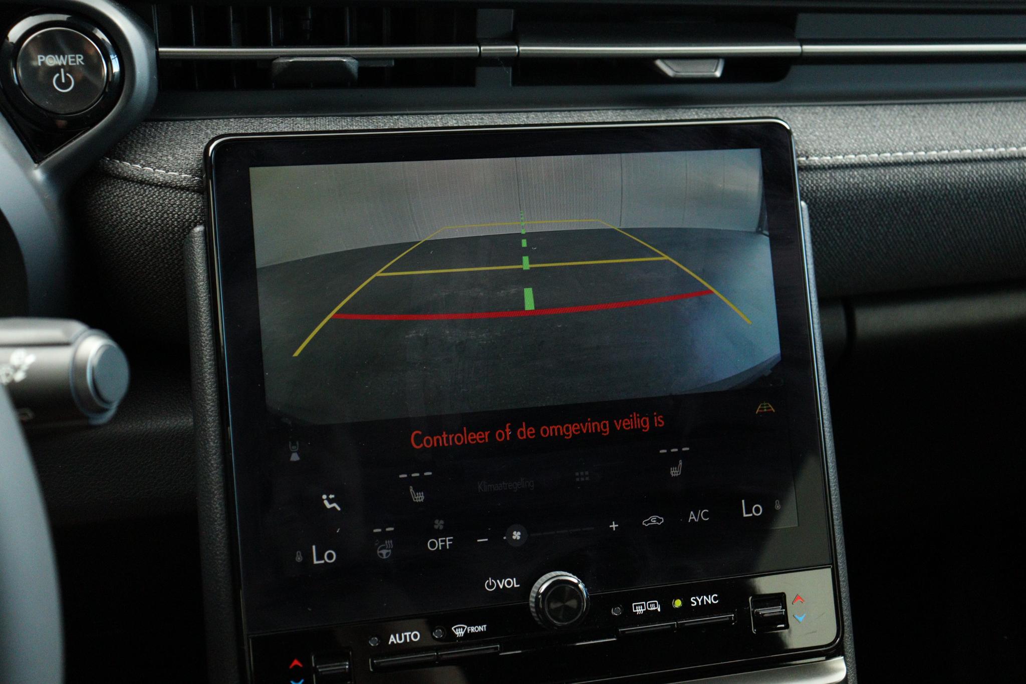 Foto van Lexus LBX