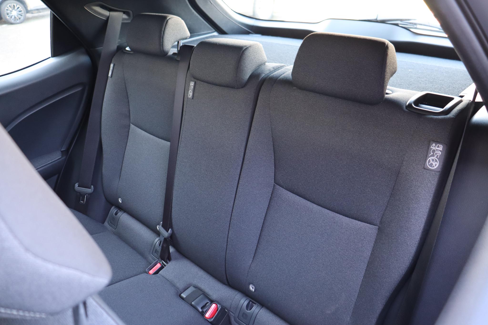 Foto van Lexus LBX
