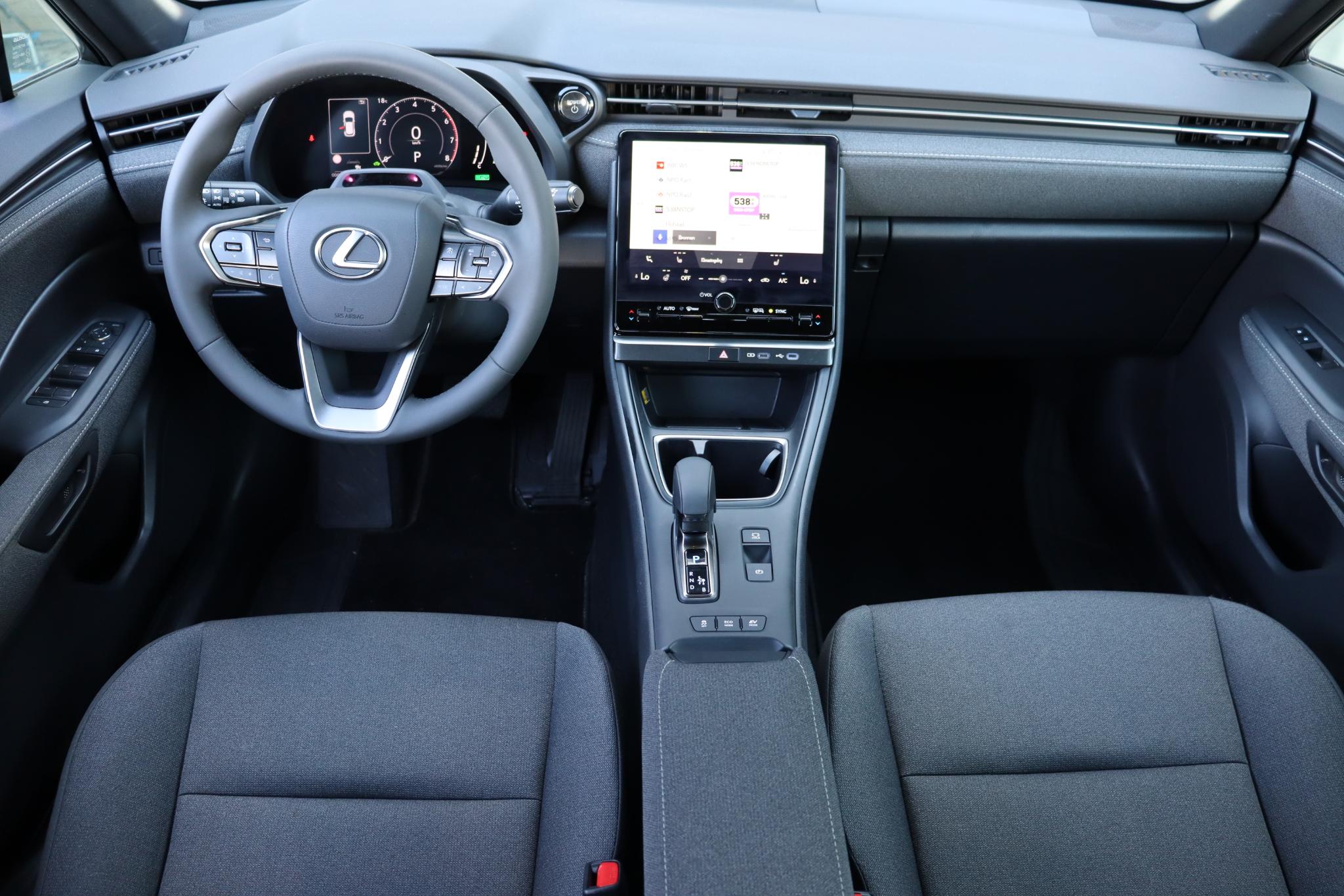 Foto van Lexus LBX